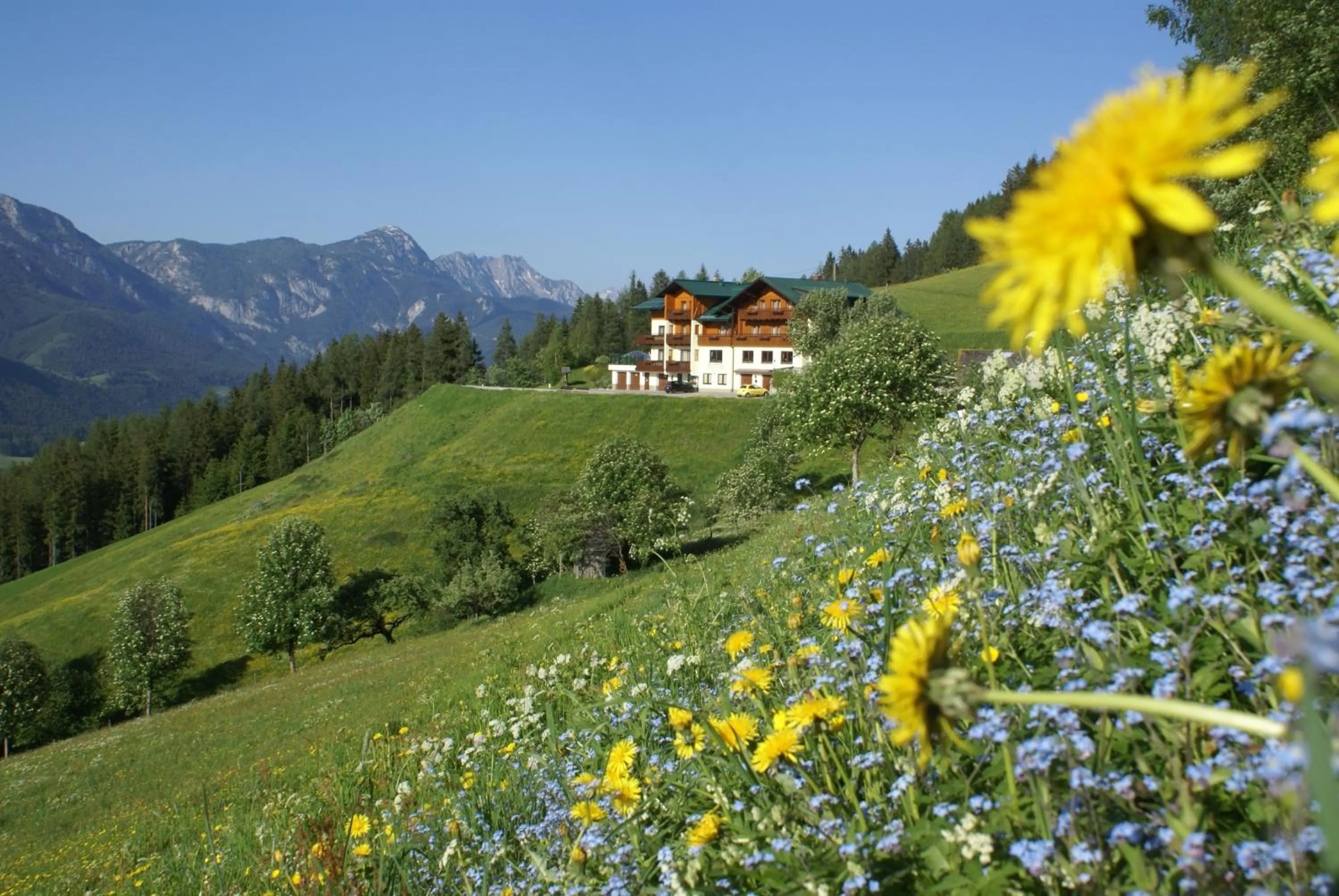 Facade/entrance in Posers Bergwelt B&B