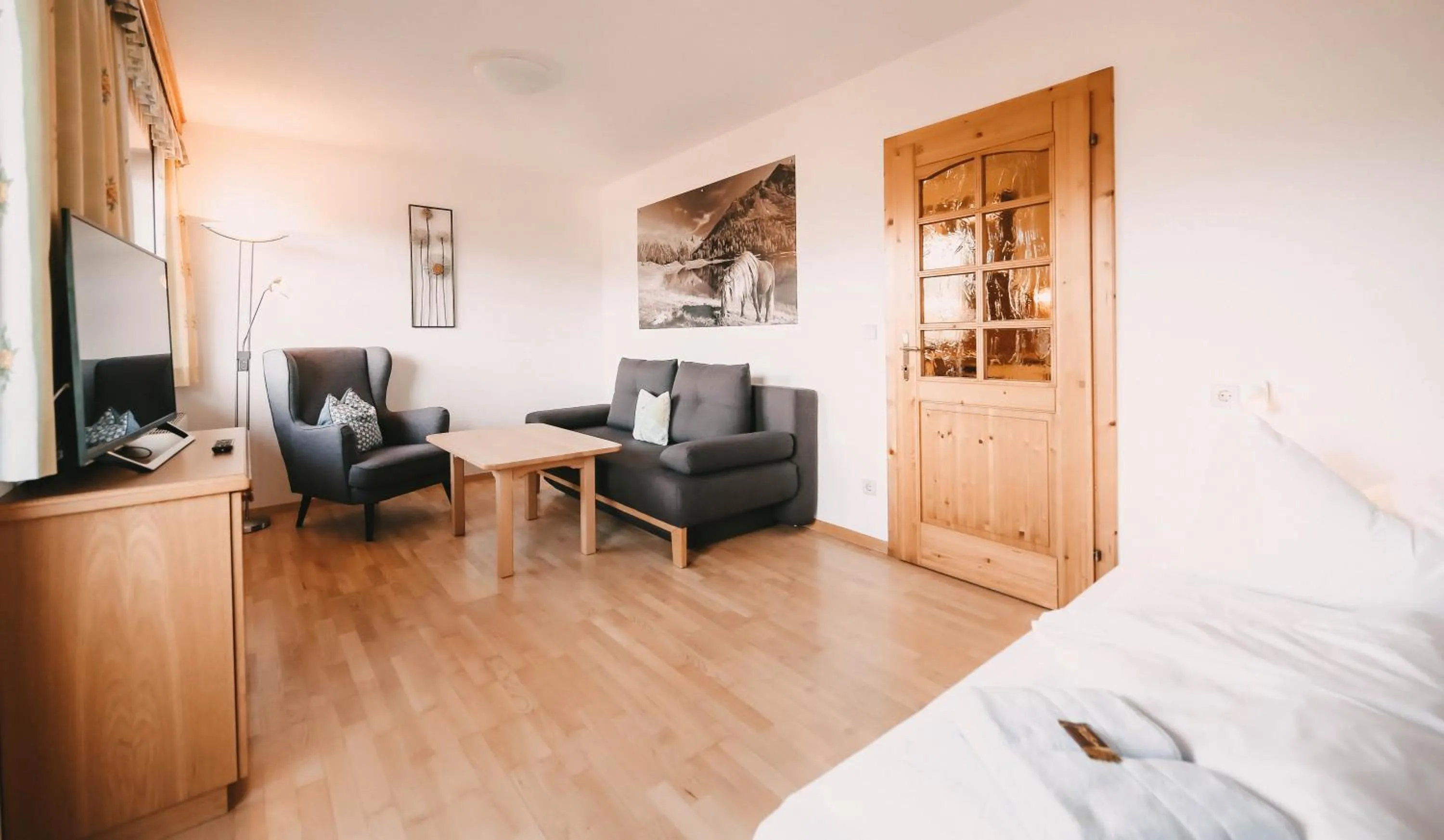 Living room, Bed in Posers Bergwelt B&B