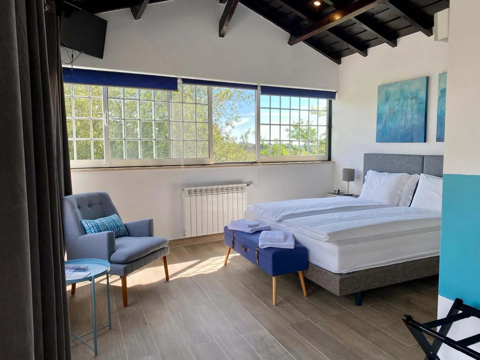 Bed in Vida-Vi, Country House and B&B