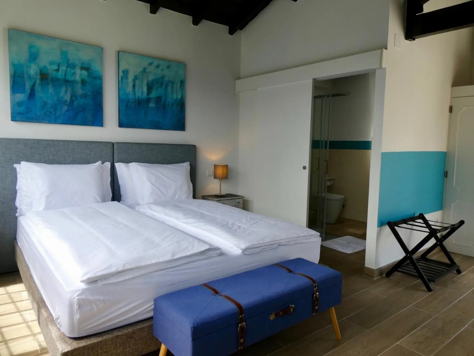 Bed in Vida-Vi, Country House and B&B