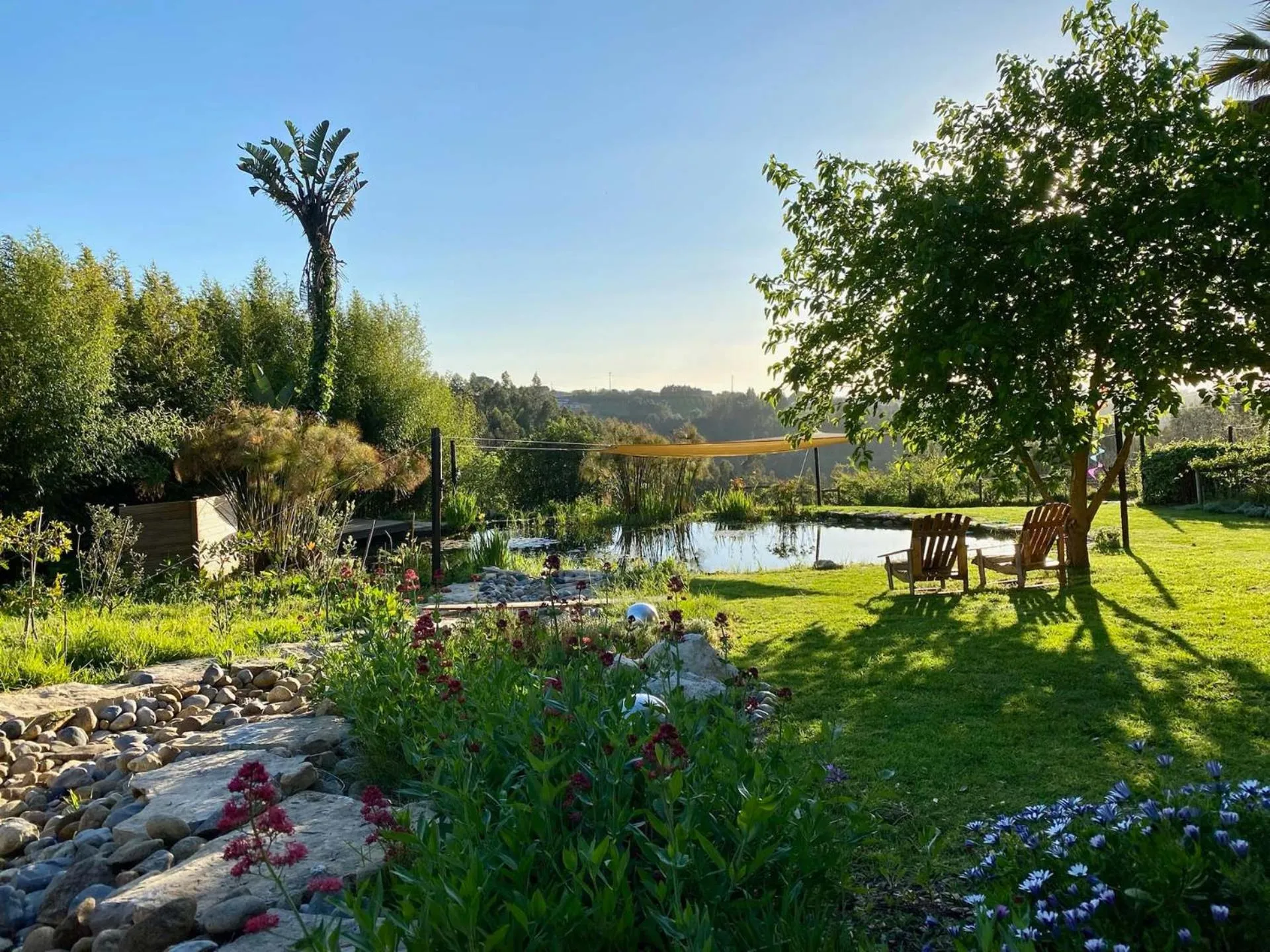 Garden in Vida-Vi, Country House and B&B