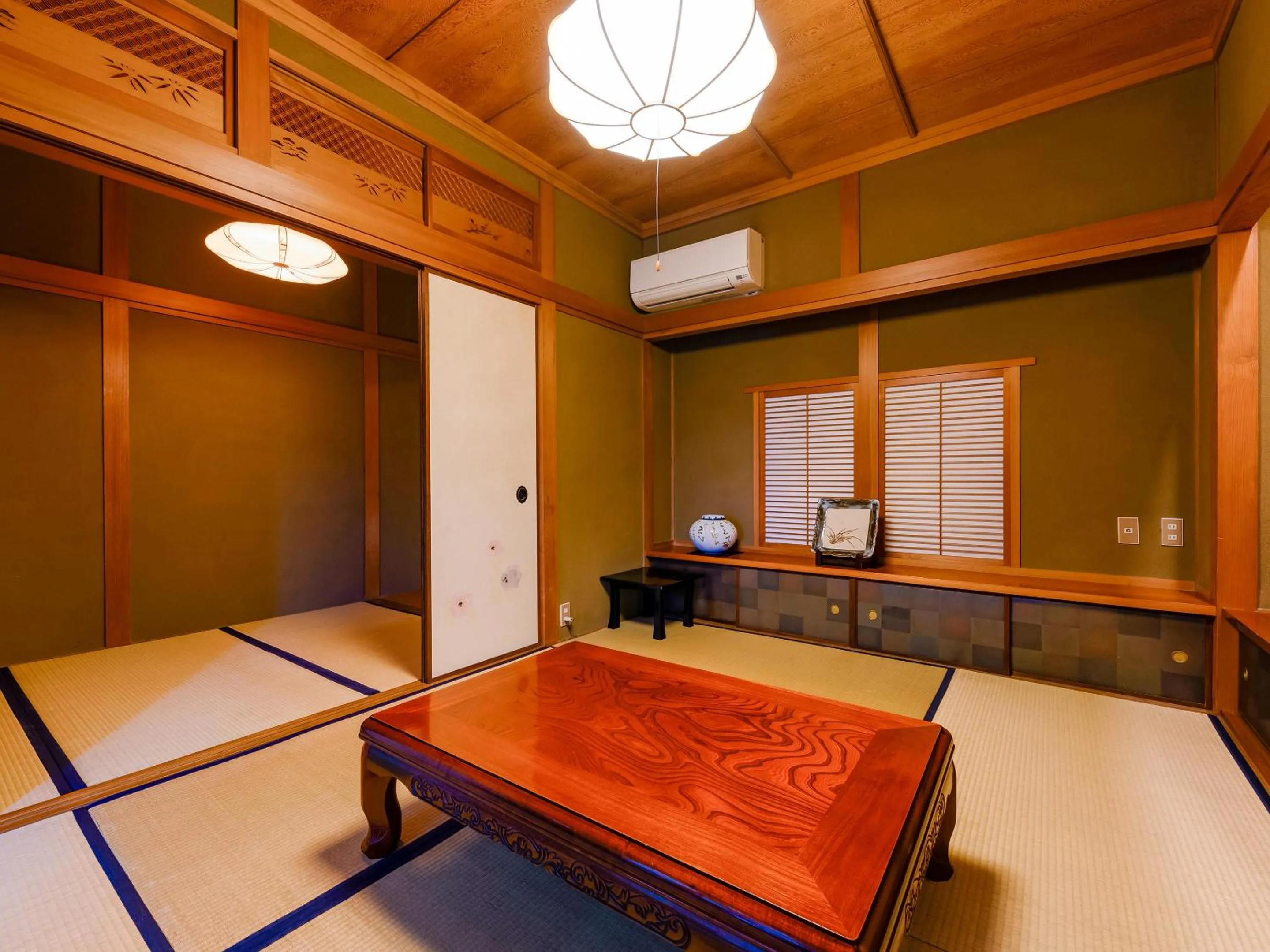 Photo of the whole room, Bed in Kappo Ryokan Yumesaki