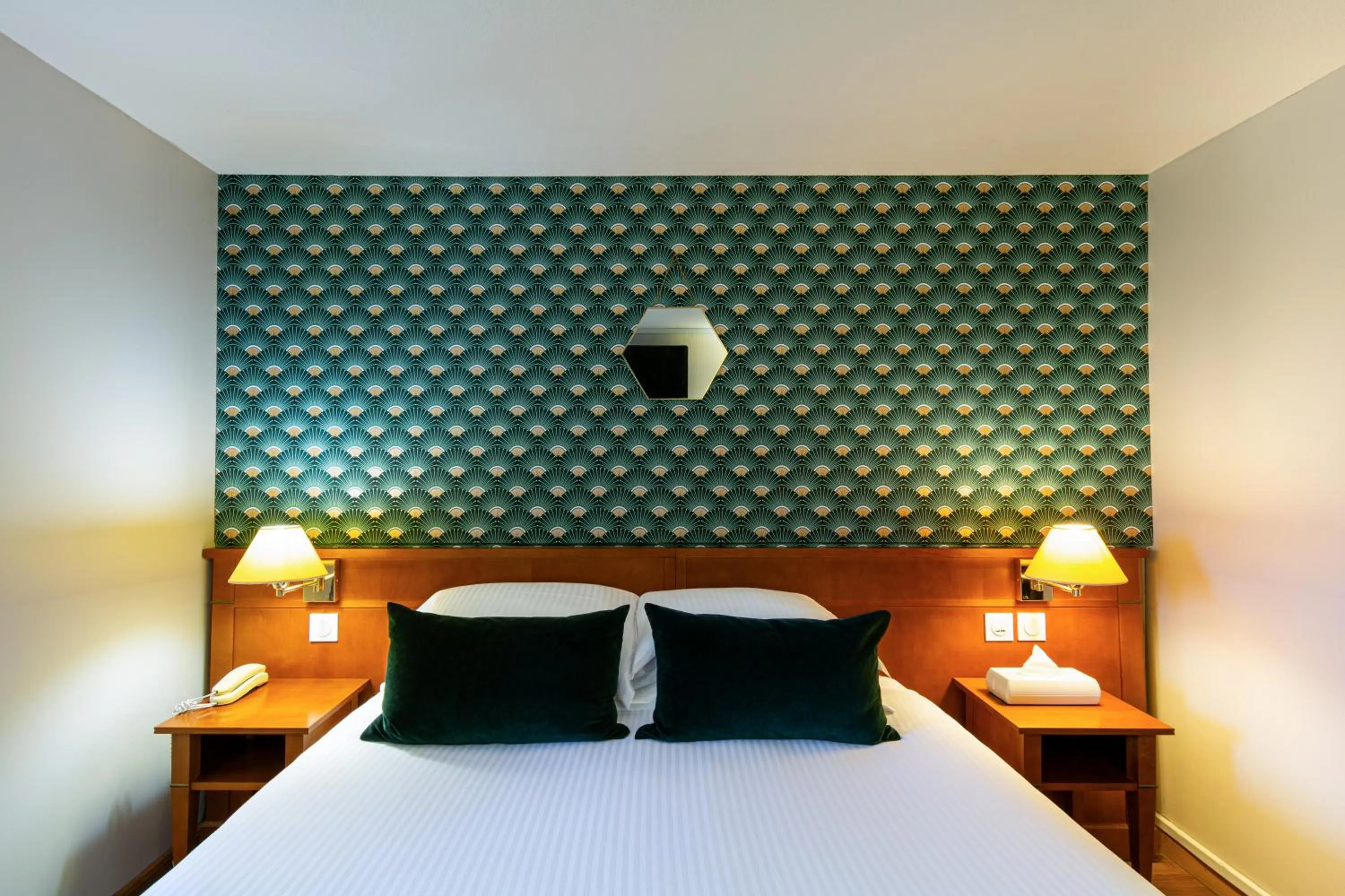 Bedroom, Bed in Eden Park Hotel Restaurant