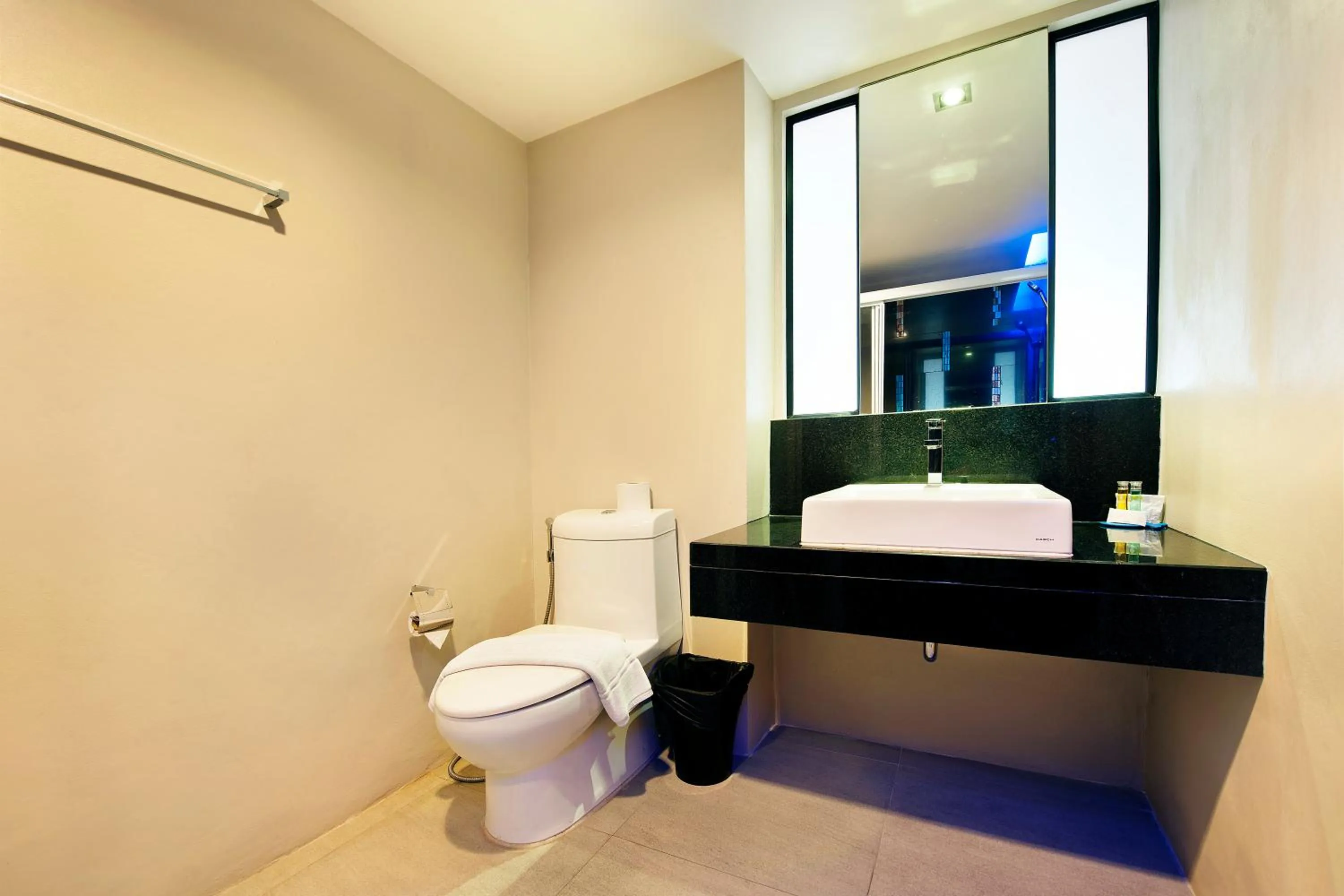 Bathroom in Ratana Platinum Resort Kamala