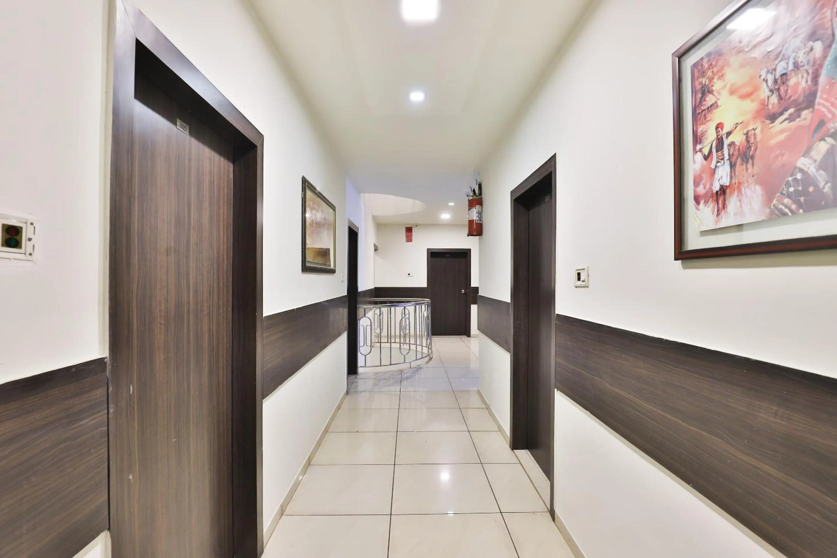 Hotel O Park Inn