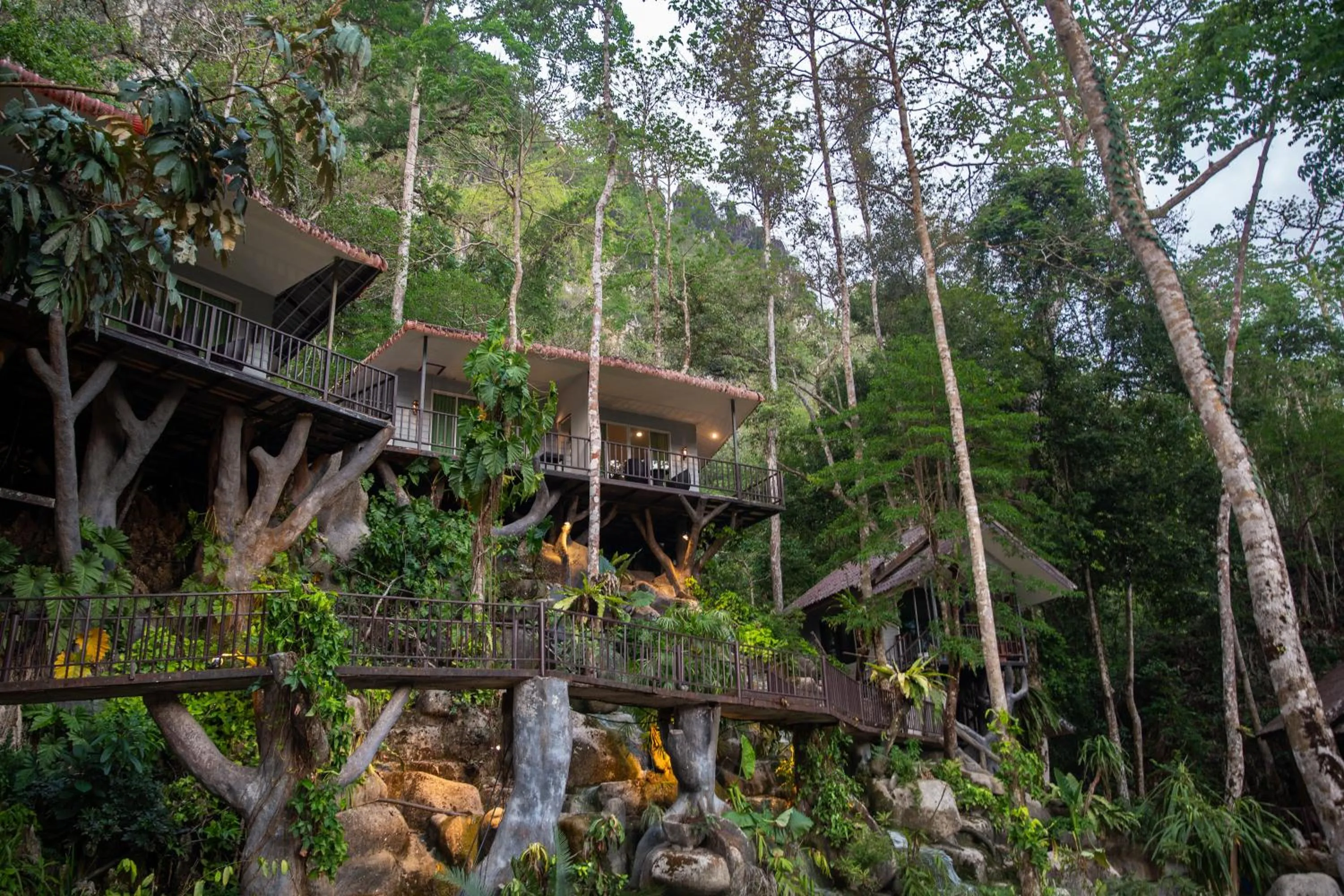 Property building in Rock and Tree House Resort