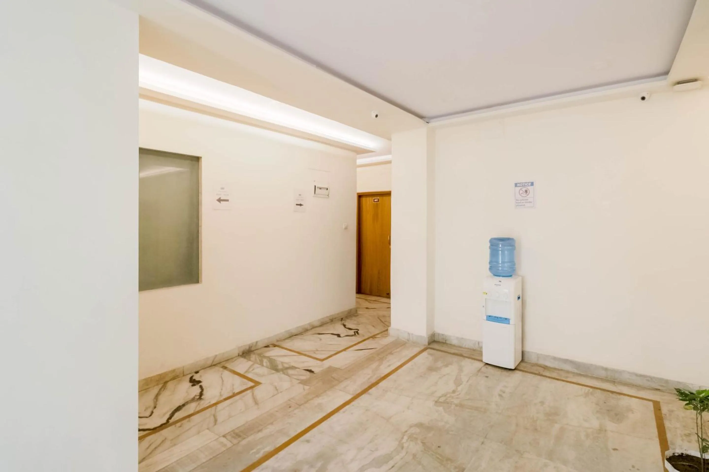 Lobby or reception, Bed in Collection O Kewal Palace Hyderabad Gate