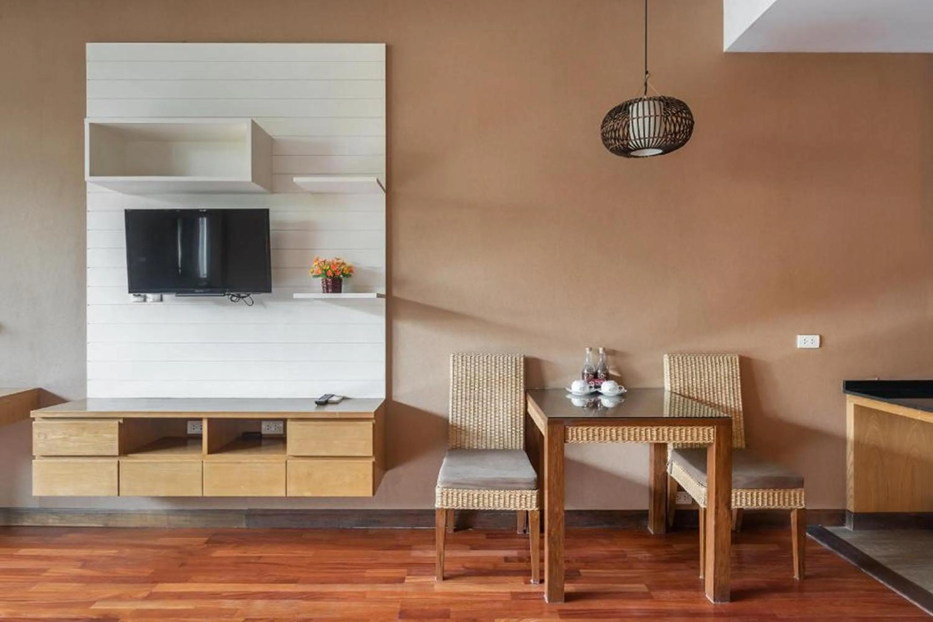 TV and multimedia in Khammon Lanna Resort Chiang Mai