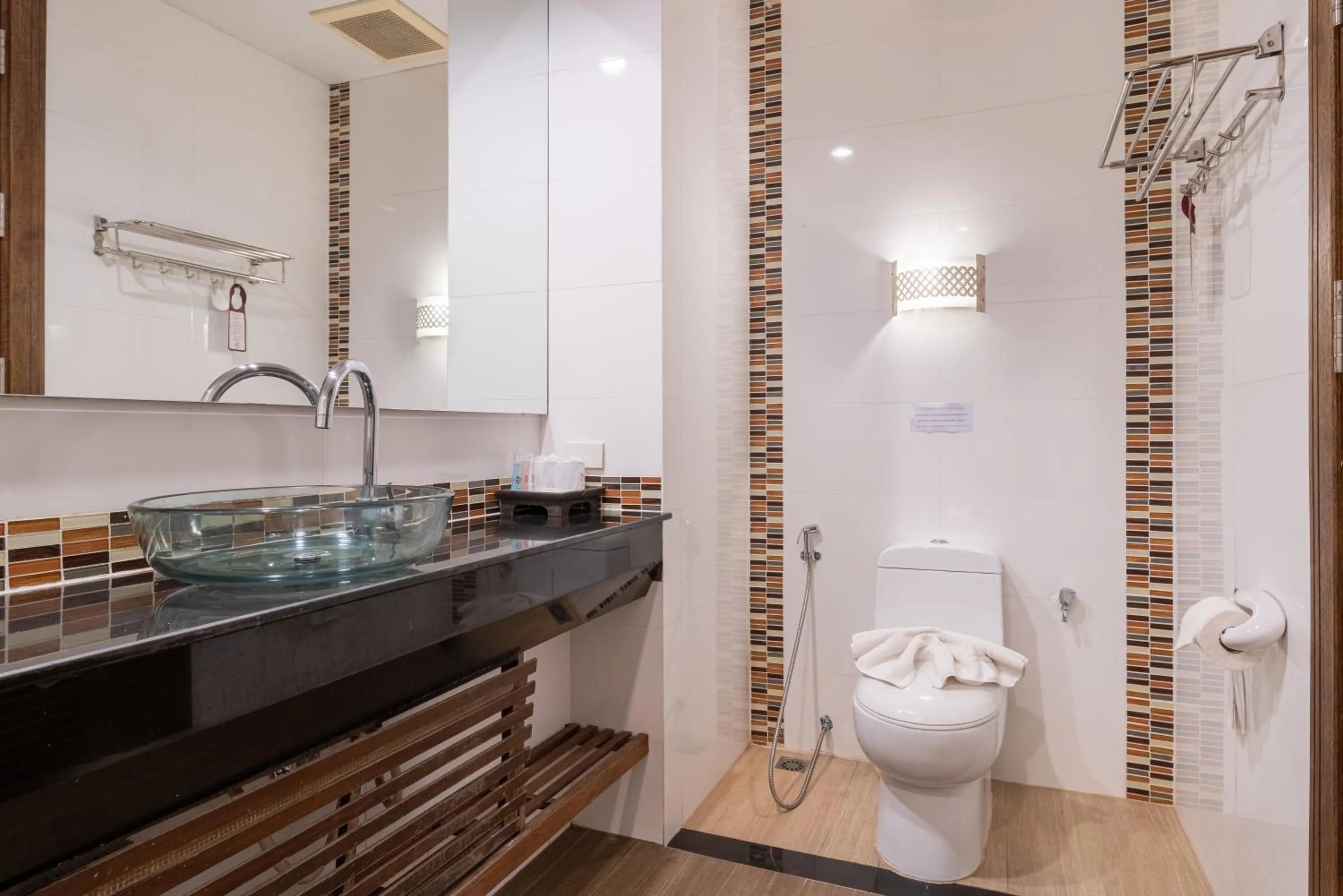 Shower in Khammon Lanna Resort Chiang Mai