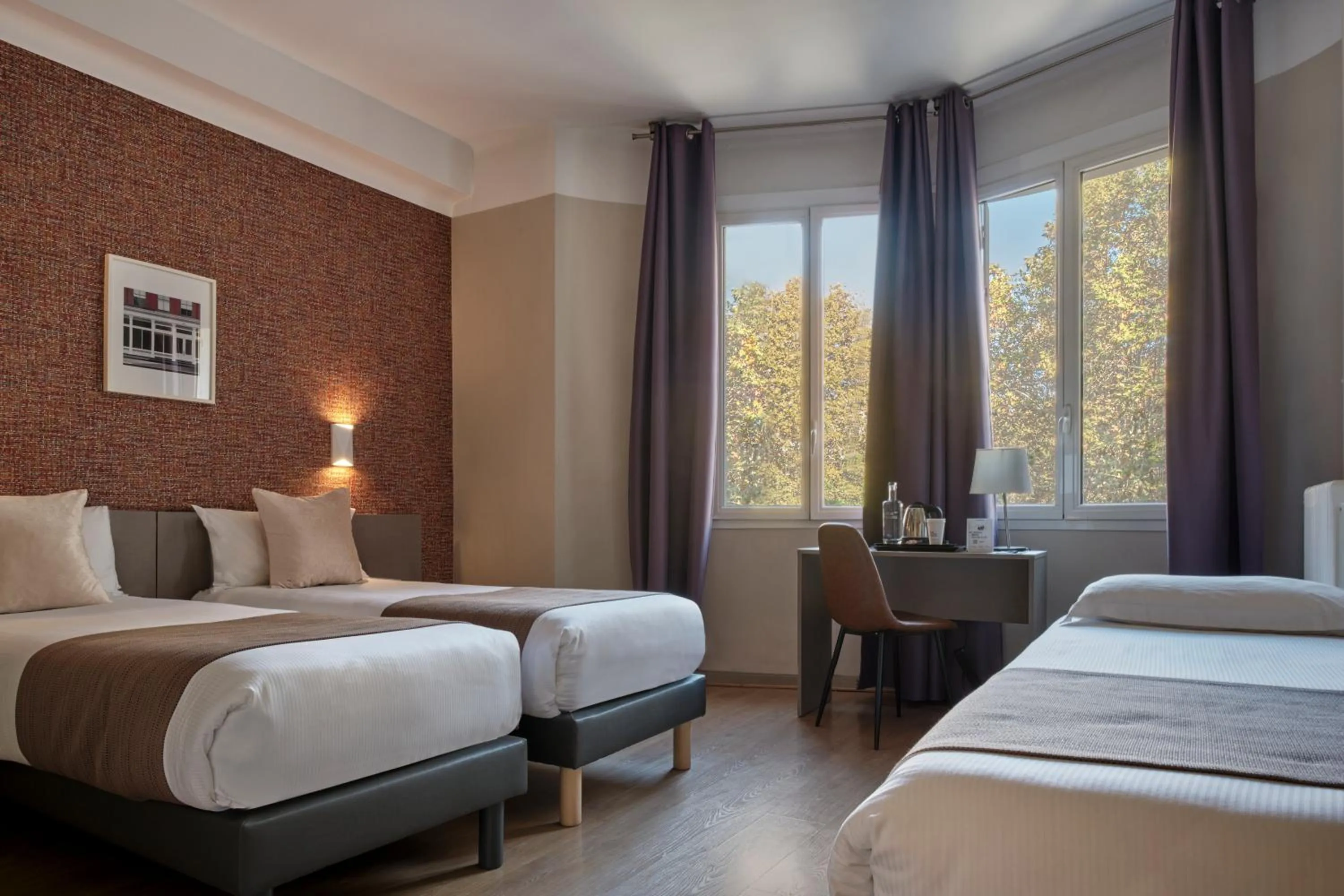 Bed in The Originals City, Hôtel Mondial, Perpignan