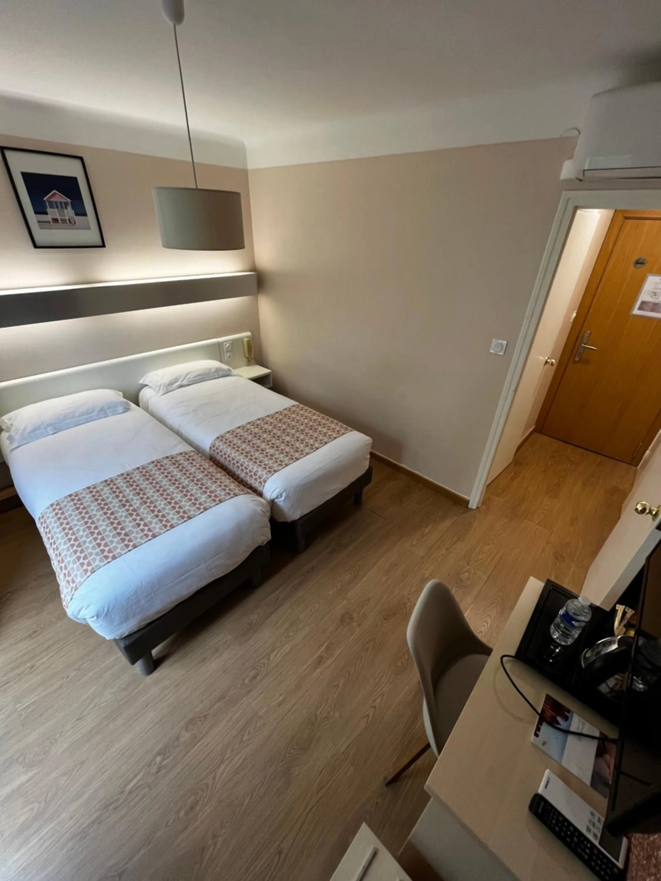 Bed in The Originals City, Hôtel Mondial, Perpignan