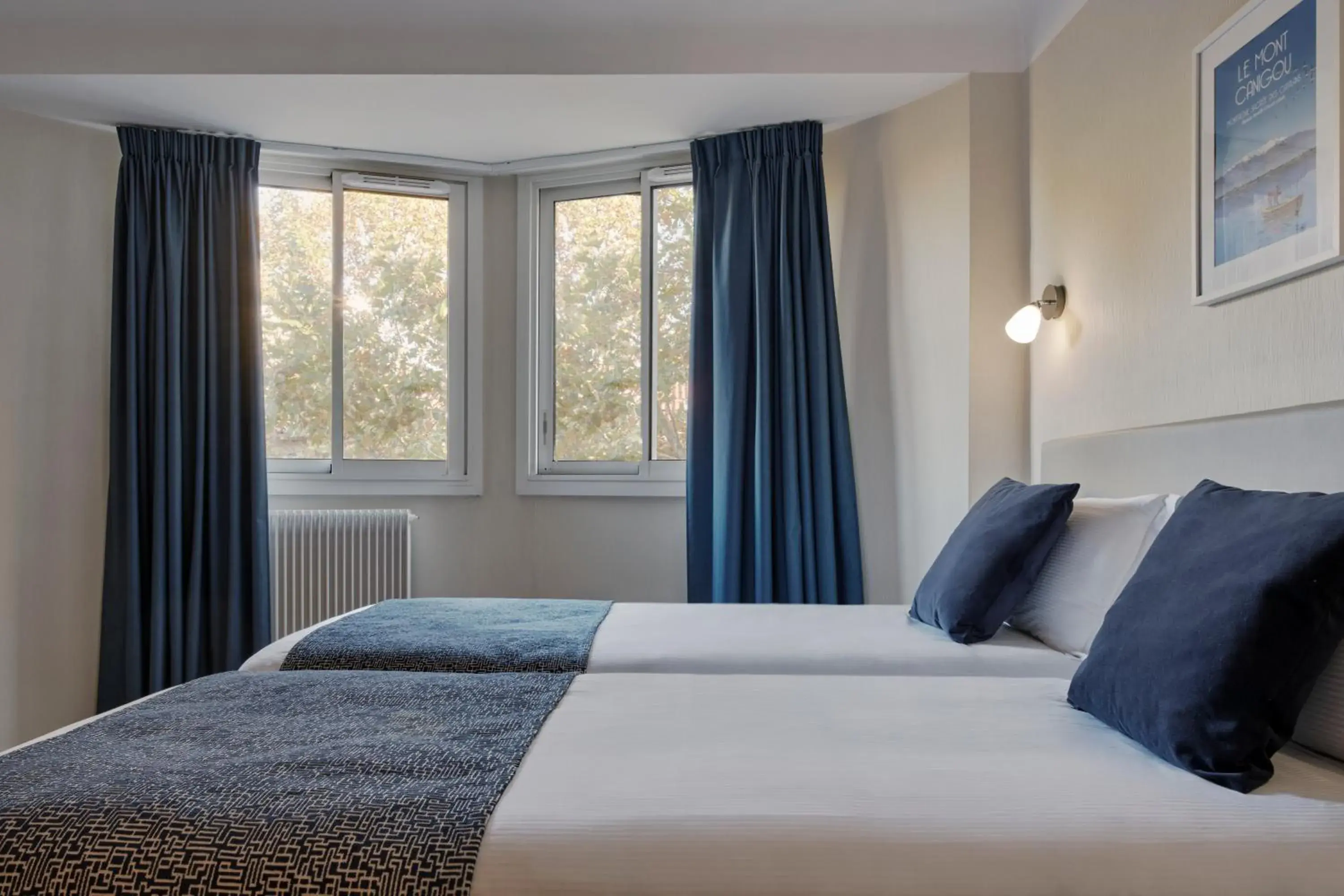 Family Suite in The Originals City, Hôtel Mondial, Perpignan Family Suite in The Originals City, Hôtel Mondial, Perpignan