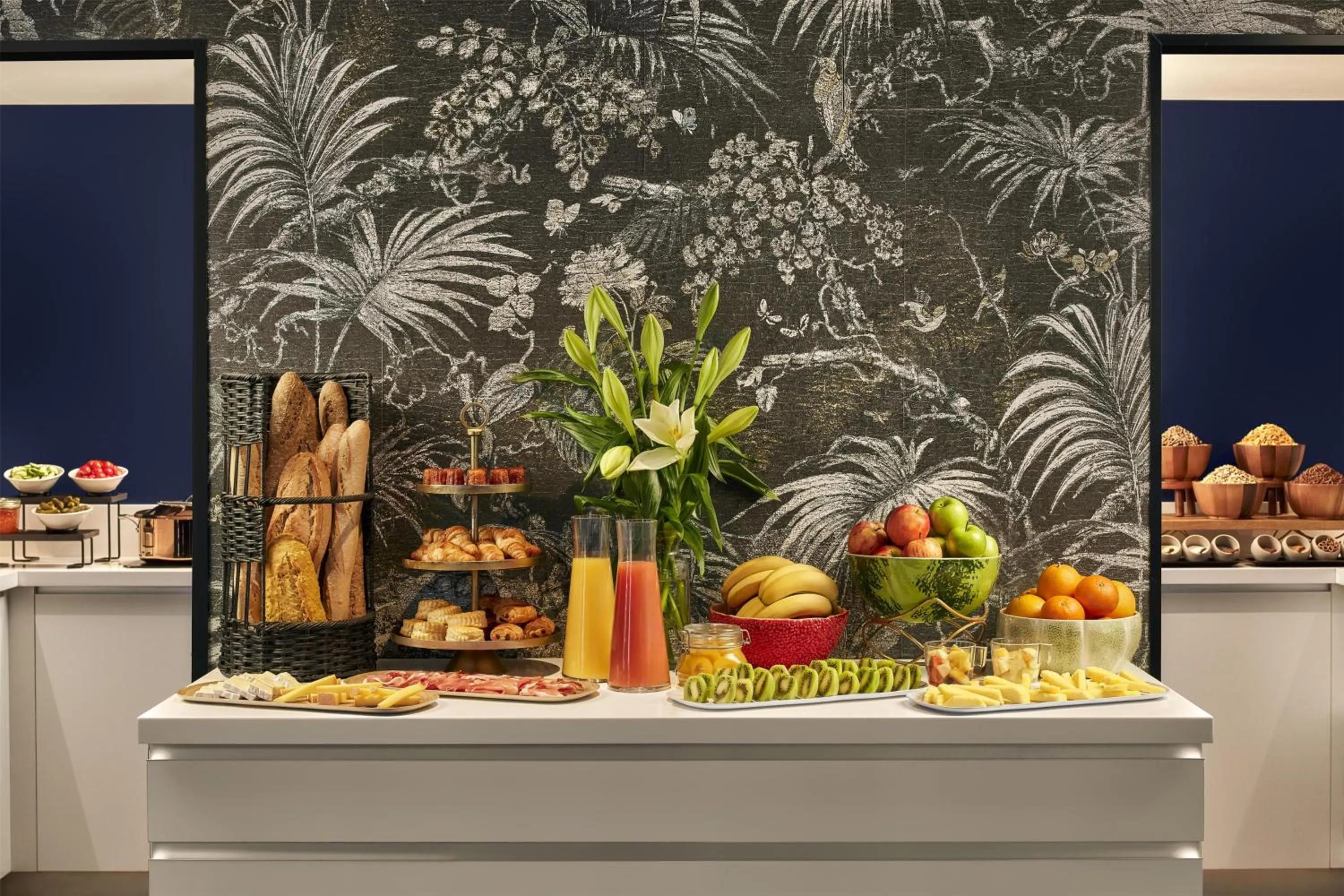 Breakfast in NH Collection Paris Ponthieu Champs-Élysées