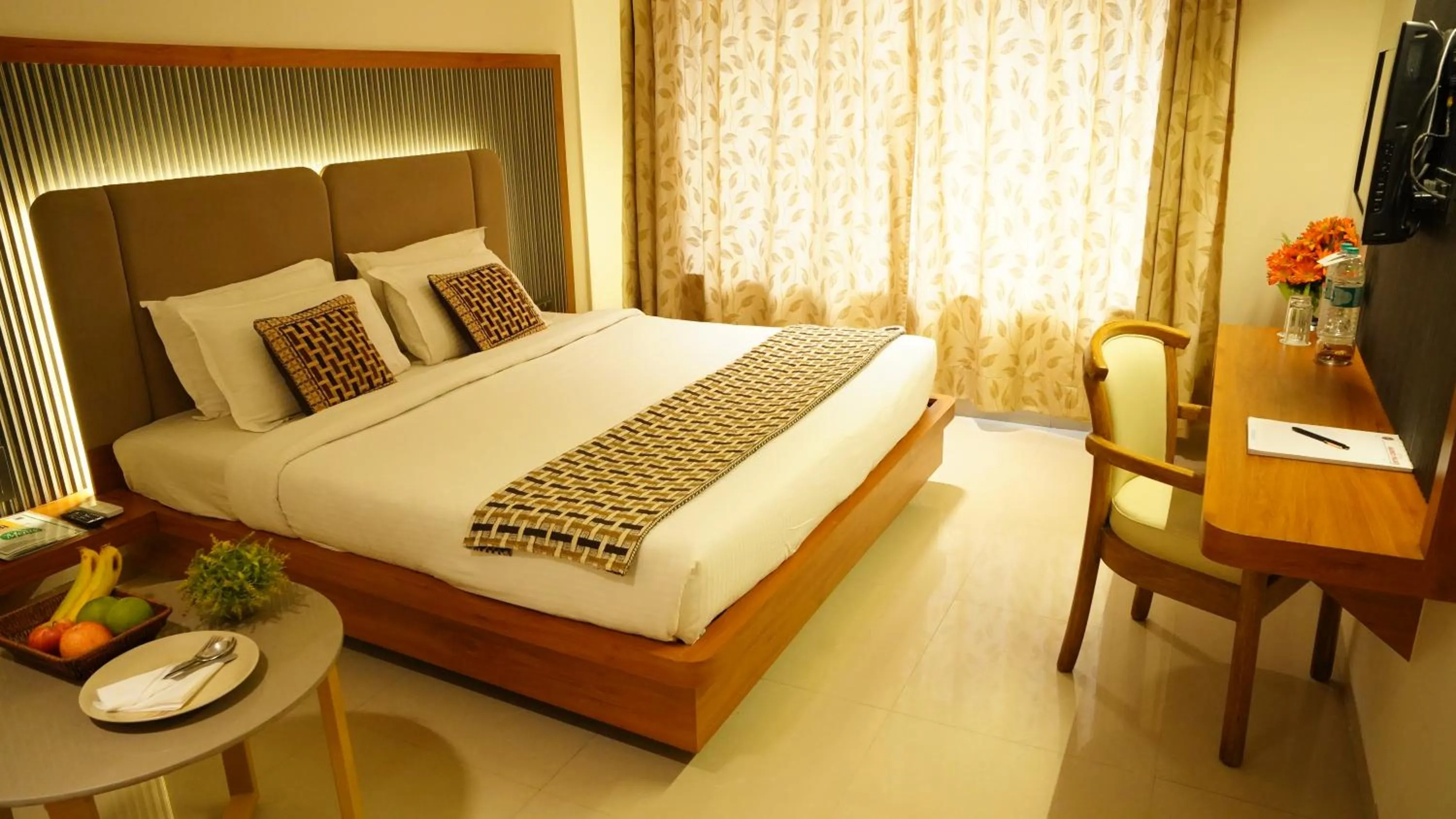 Deluxe Double Room in Hotel Ganpati Palace Shirdi Newly Renovated