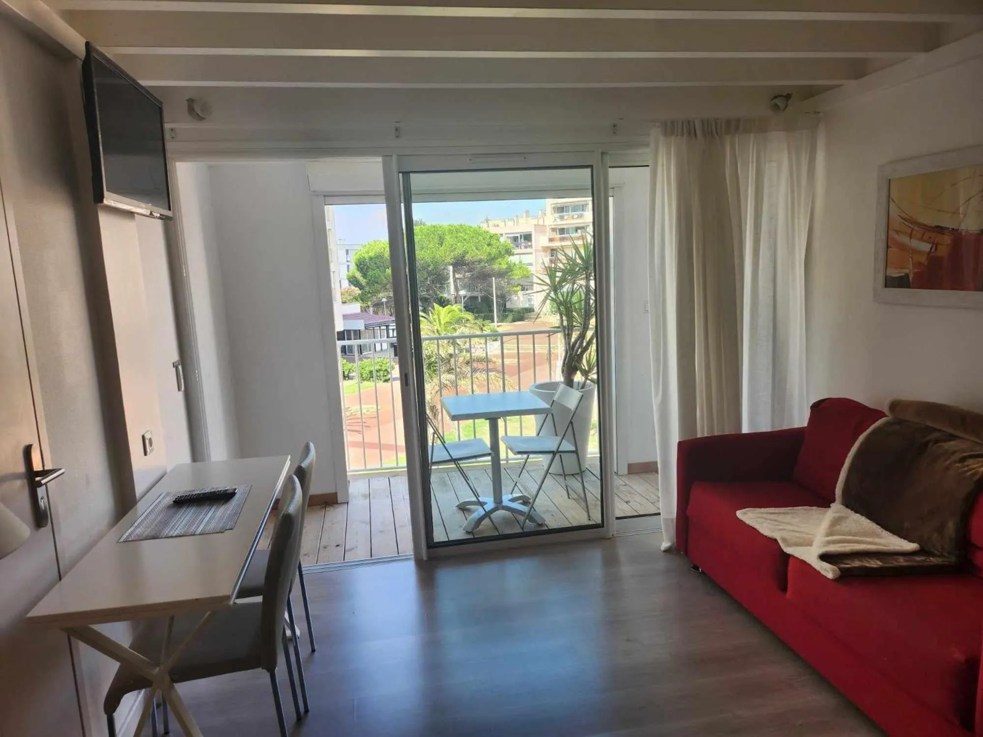 Patio in Bleu Mer Duplex & Suites