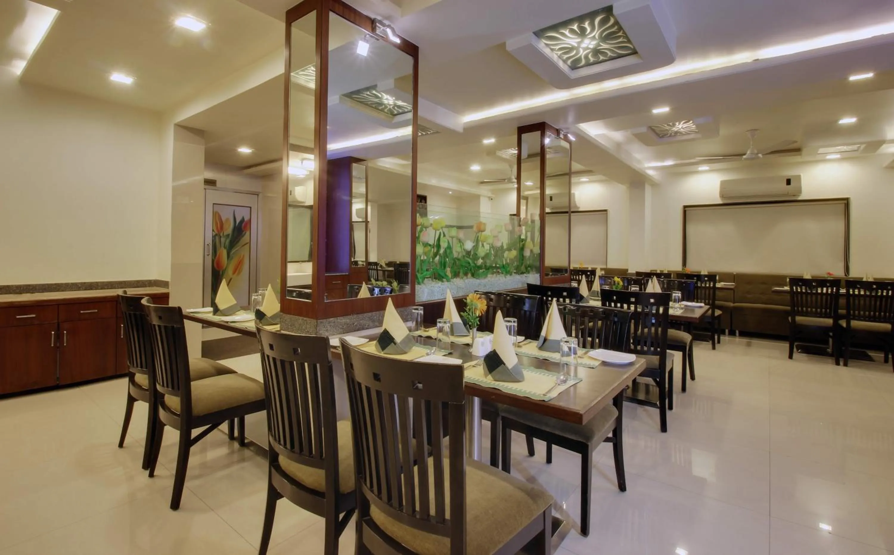 Restaurant/places to eat in MARIGOLD-Newly Renovated Hotel