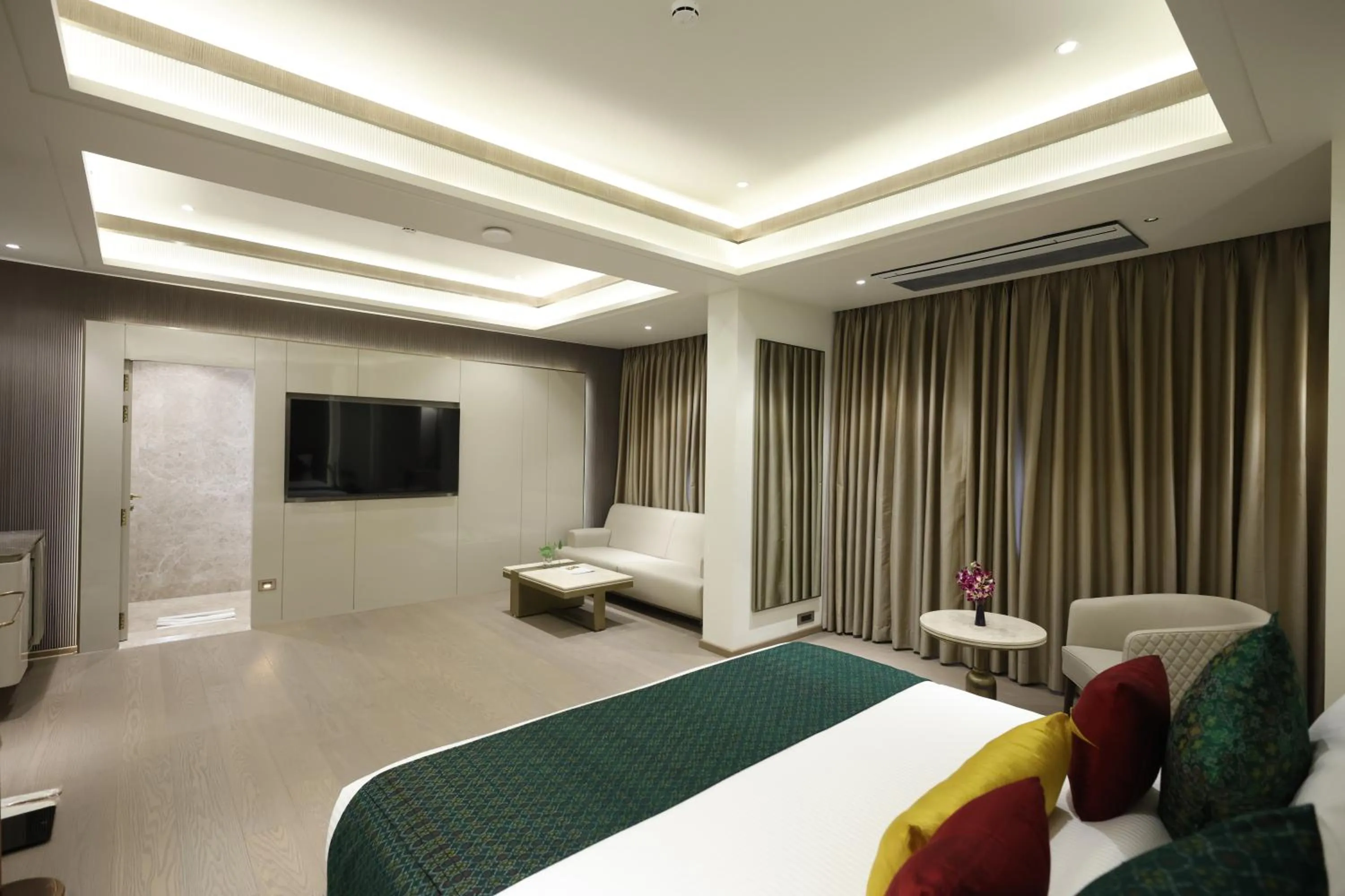 Bed in MARIGOLD-Newly Renovated Hotel