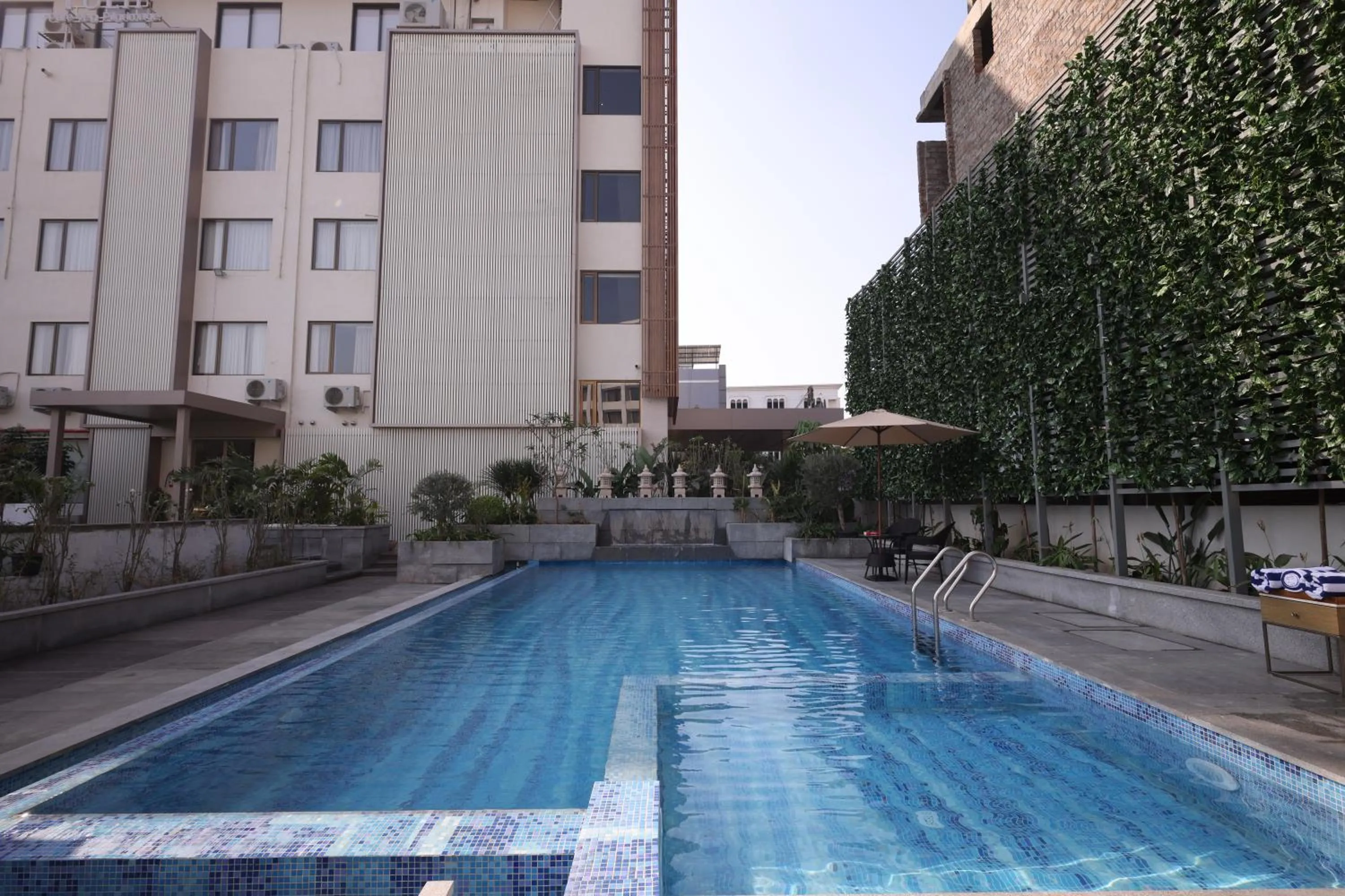 MARIGOLD-Newly Renovated Hotel