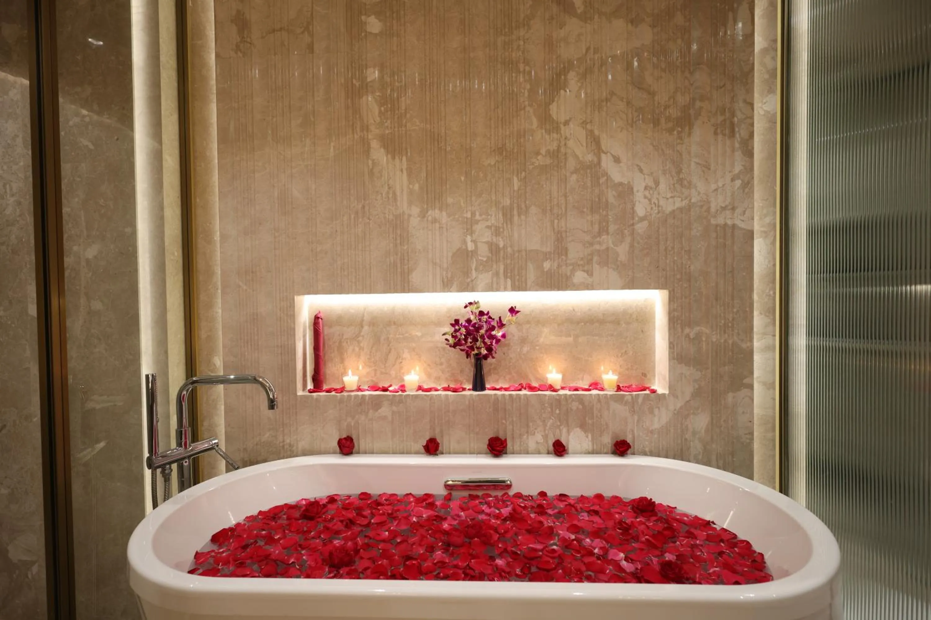 MARIGOLD-Newly Renovated Hotel