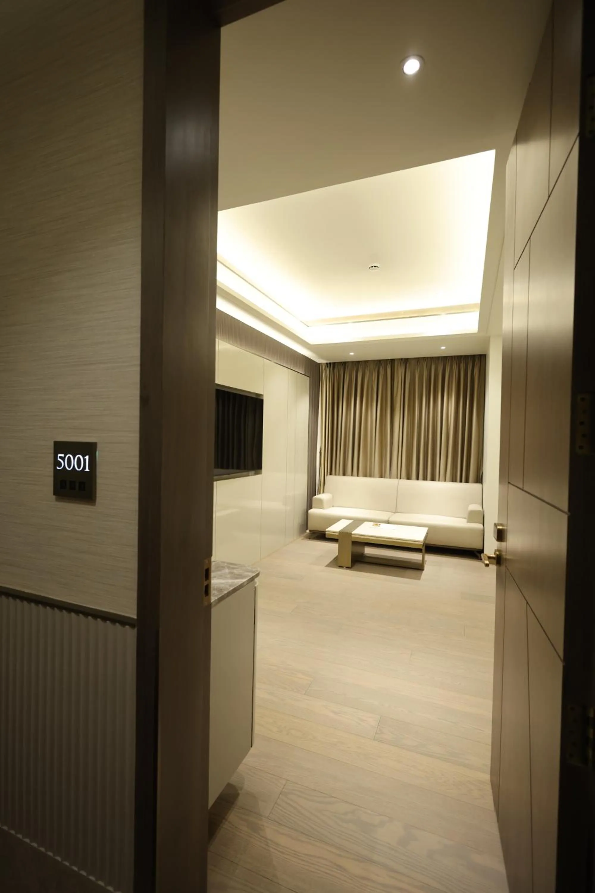 Bed in MARIGOLD-Newly Renovated Hotel