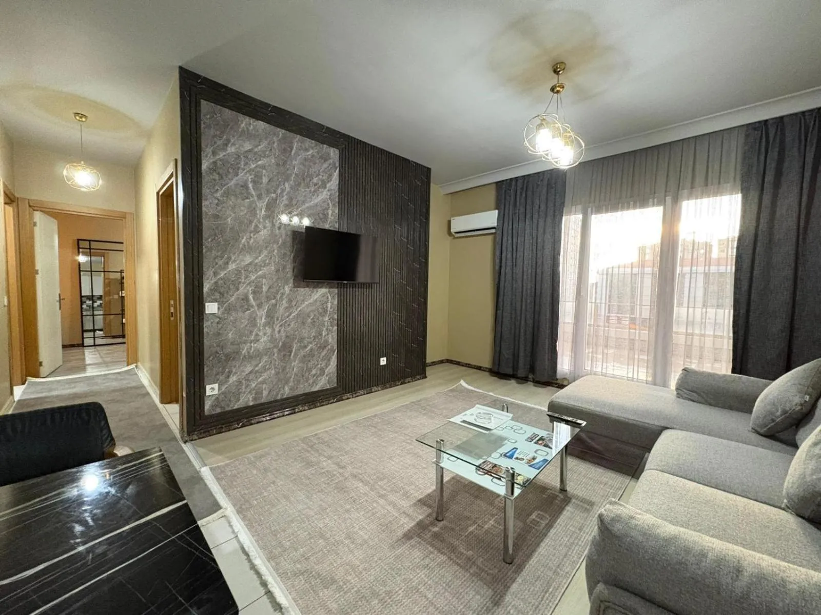 Quars Suite