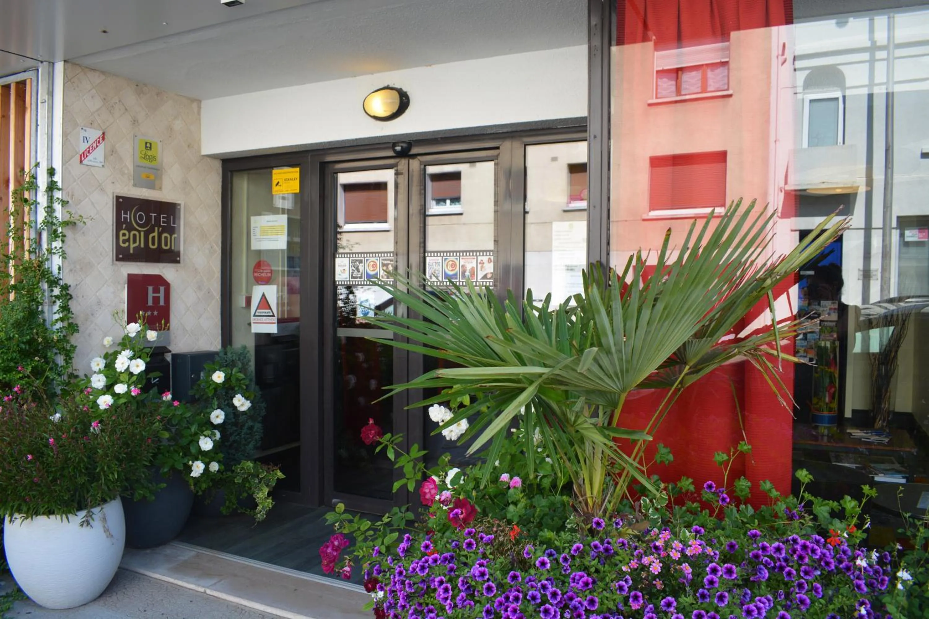 Property building in Logis Hotel Epi d'Or