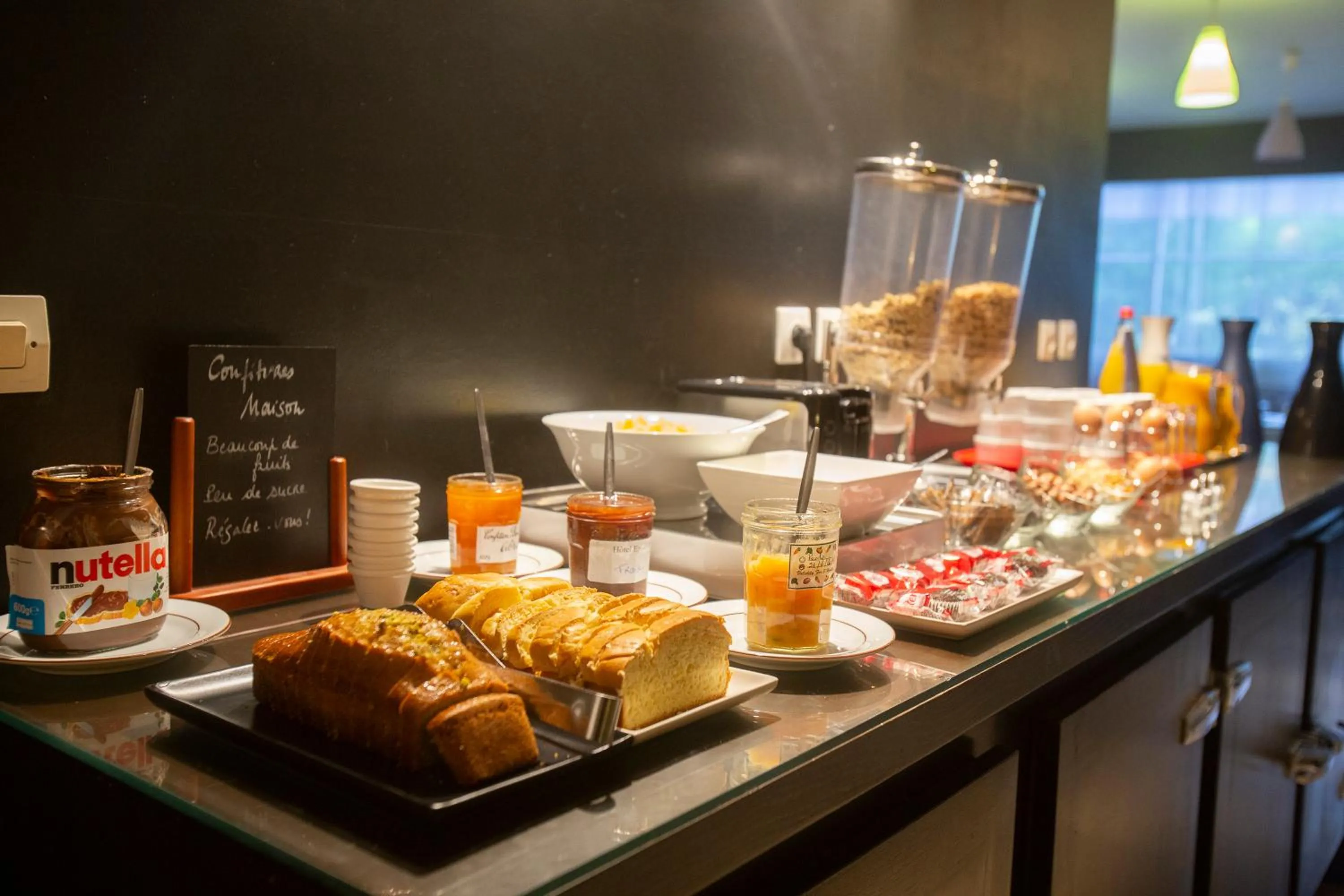 Breakfast in Logis Hotel Epi d'Or