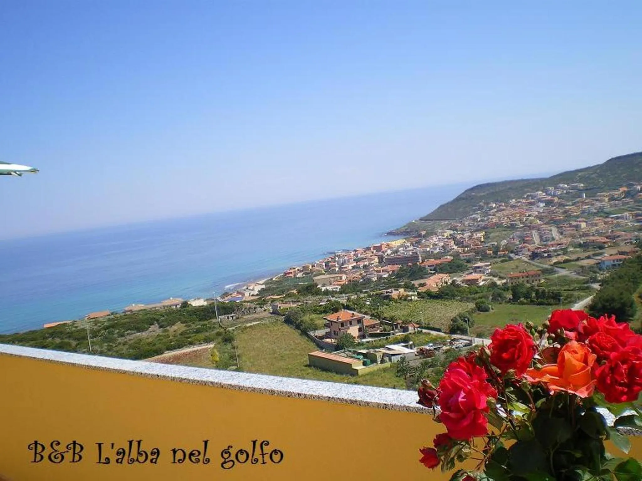 Sea view in B&B L'alba Nel Golfo