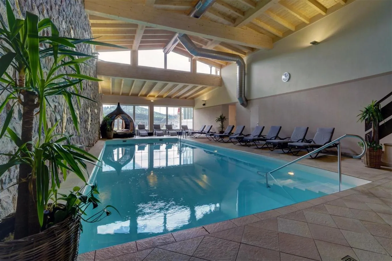 Swimming pool in Wellnesshotel Hofbräuhaus