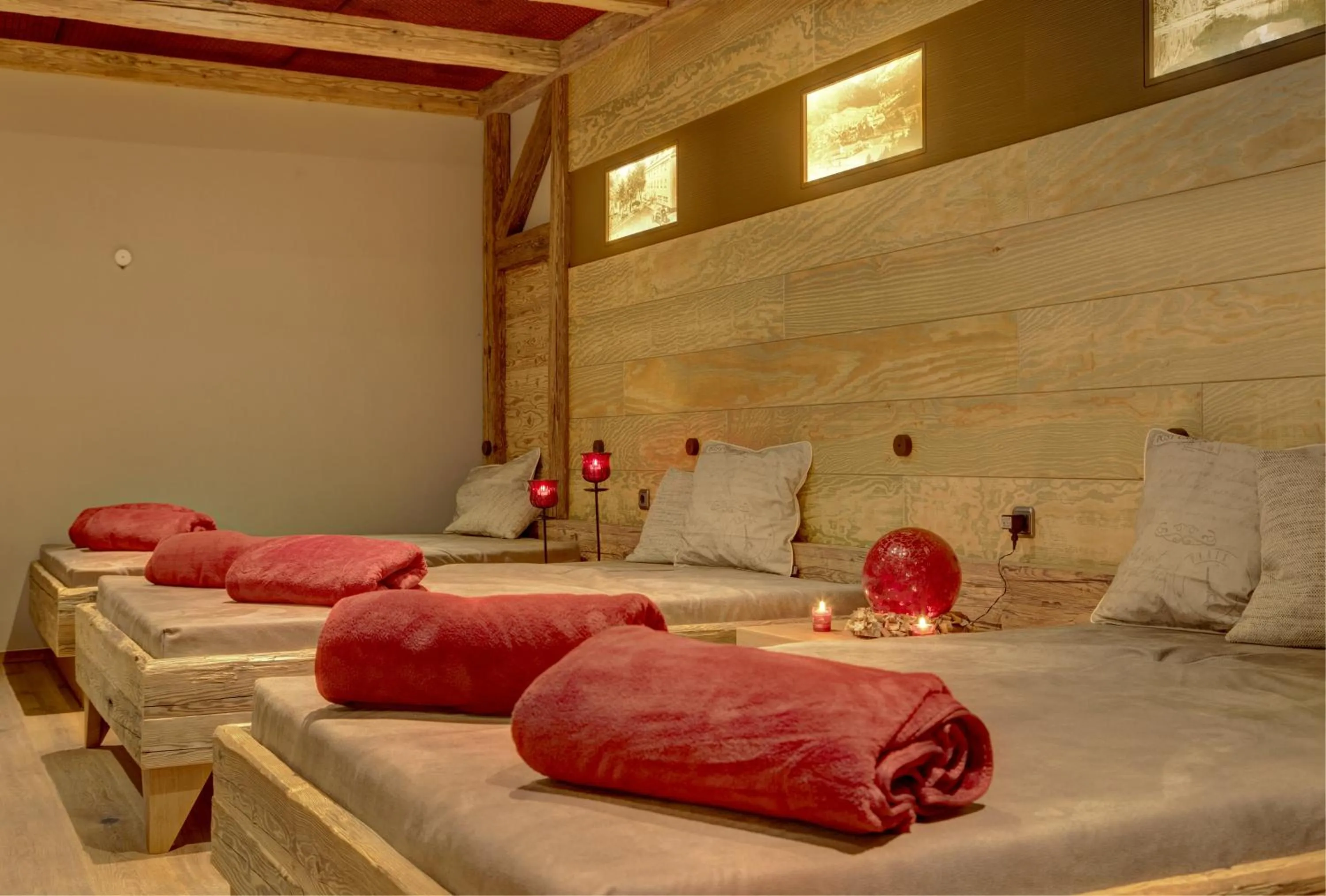 Spa and wellness centre/facilities, Bed in Wellnesshotel Hofbräuhaus