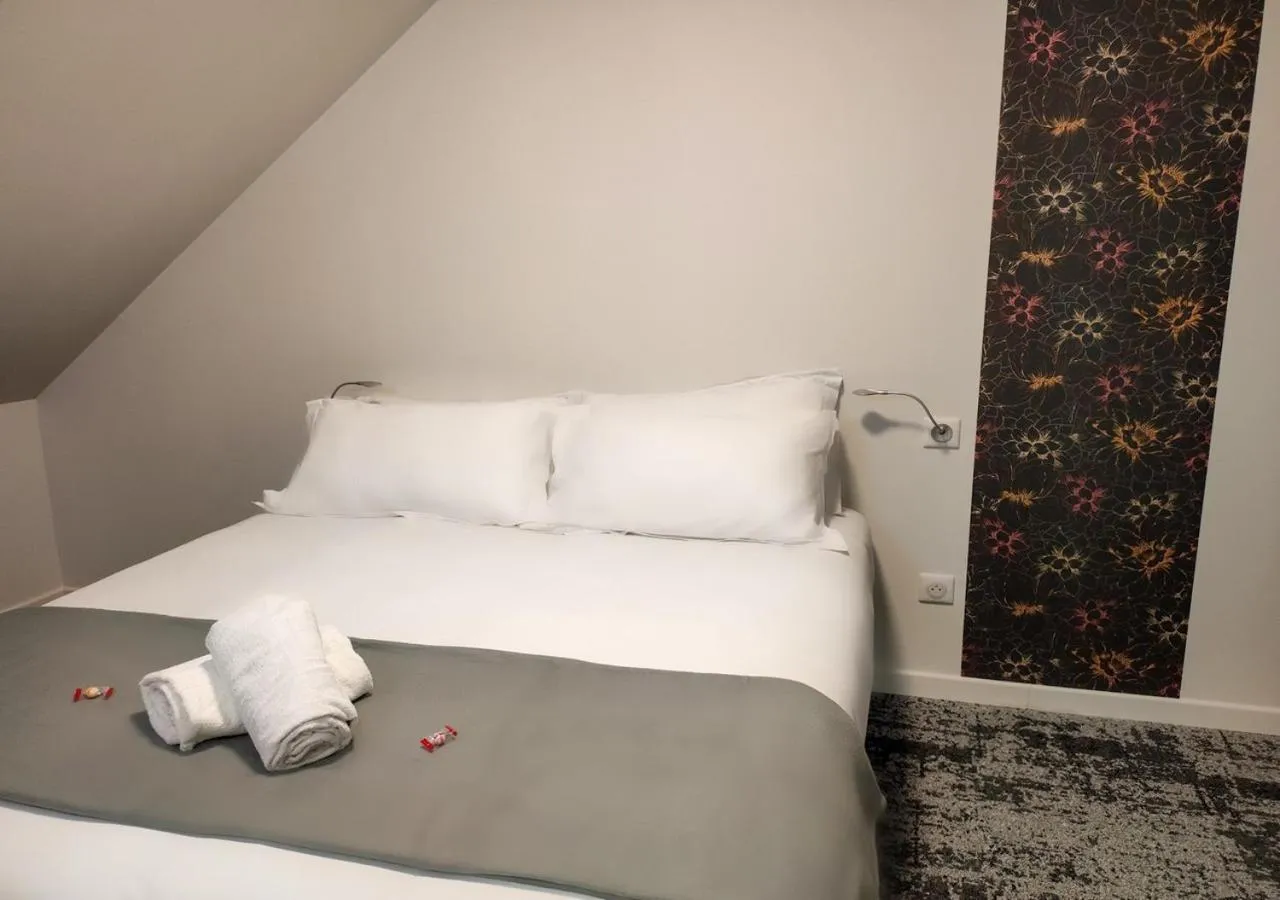 Bed in The Originals City, Hôtel Mulhouse, Ile Napoleon