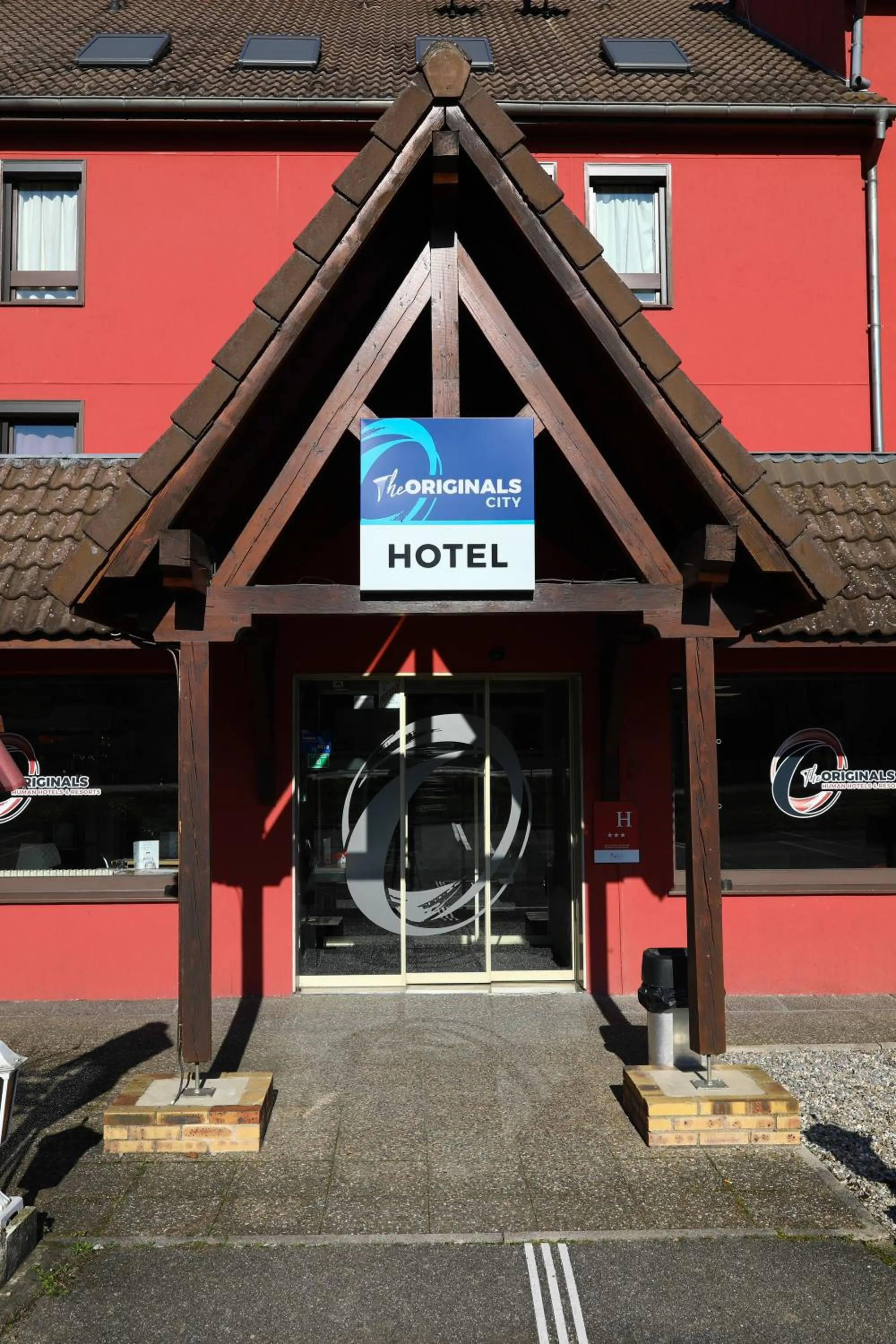 Property building in The Originals City, Hôtel Mulhouse, Ile Napoleon