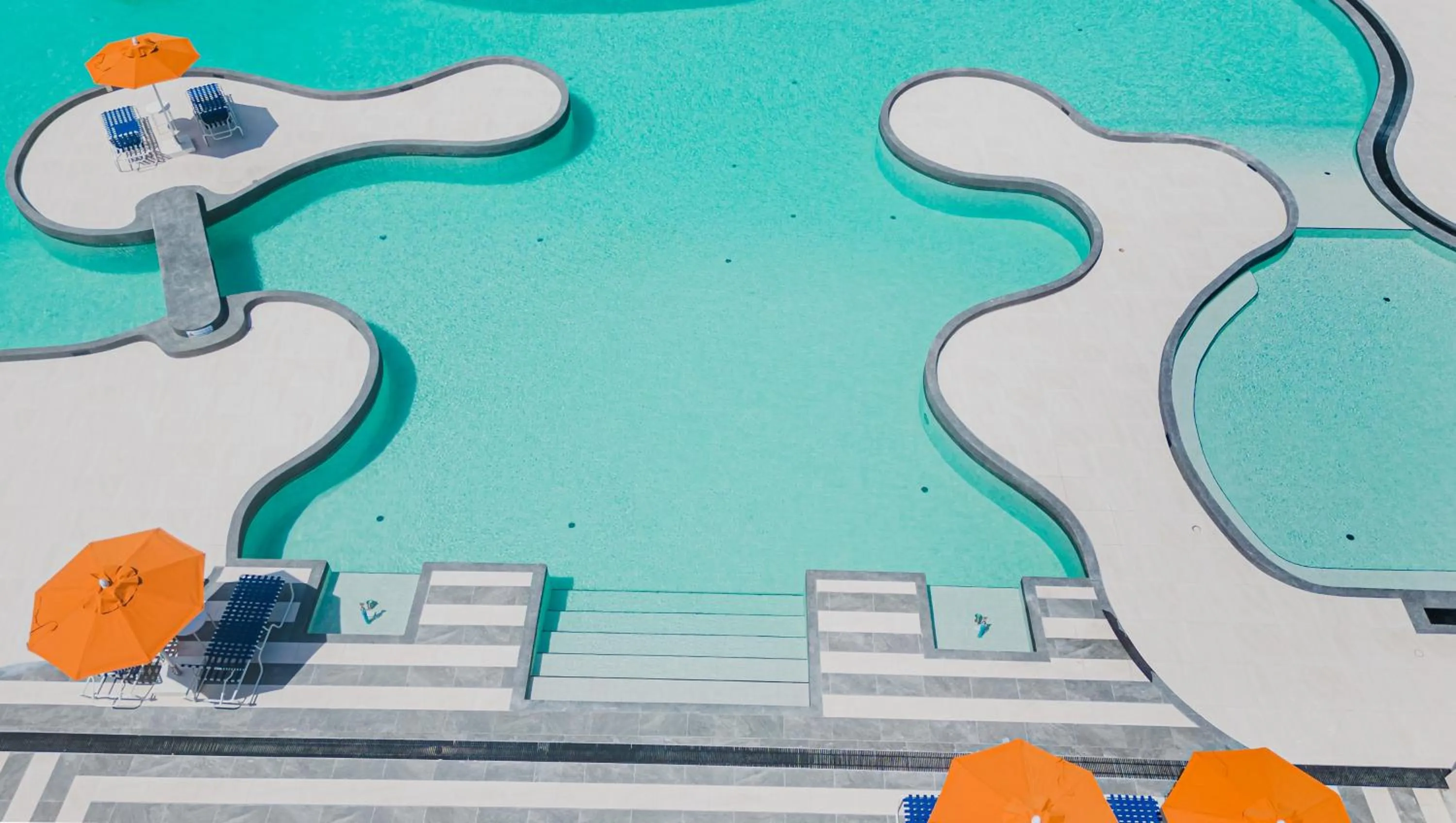 Swimming pool in Pattana Sports Resort