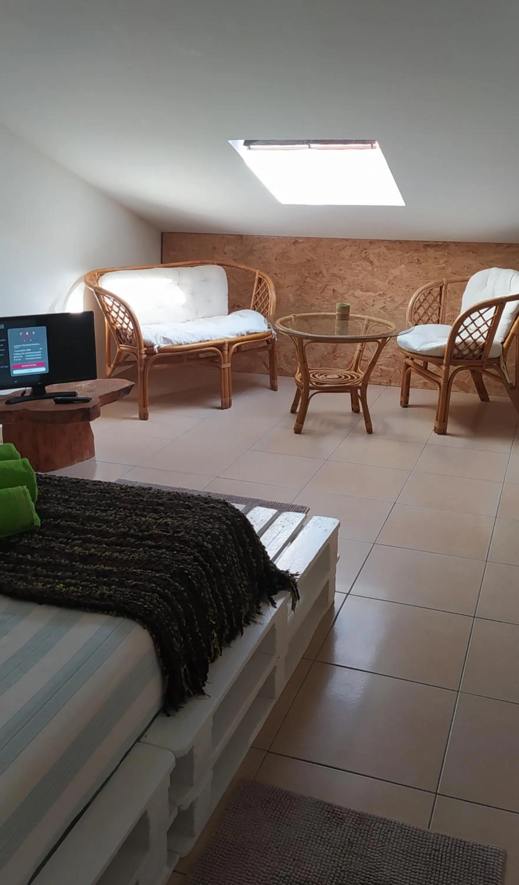 Bedroom in Green House