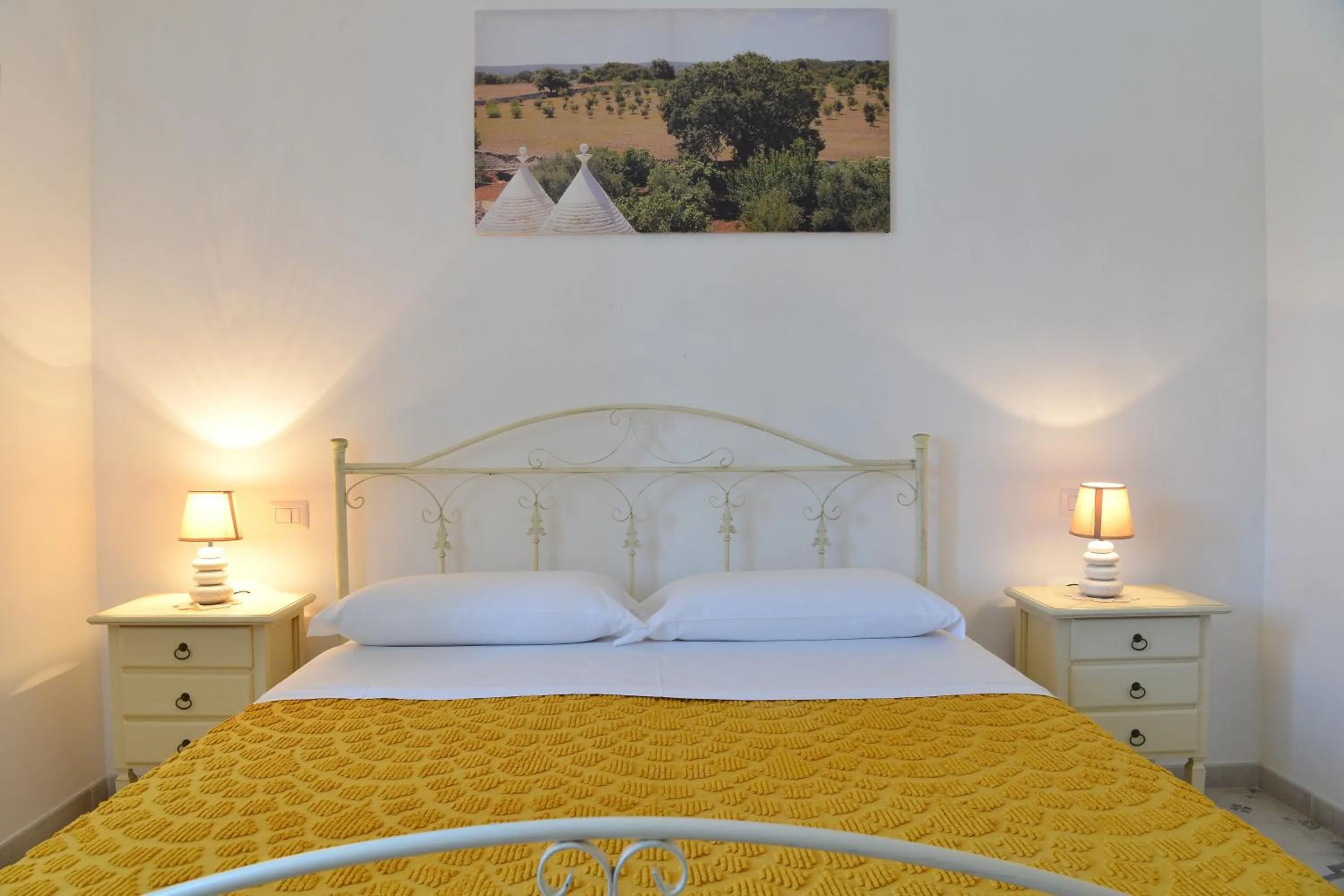 Bed in Masseria Peppeturro