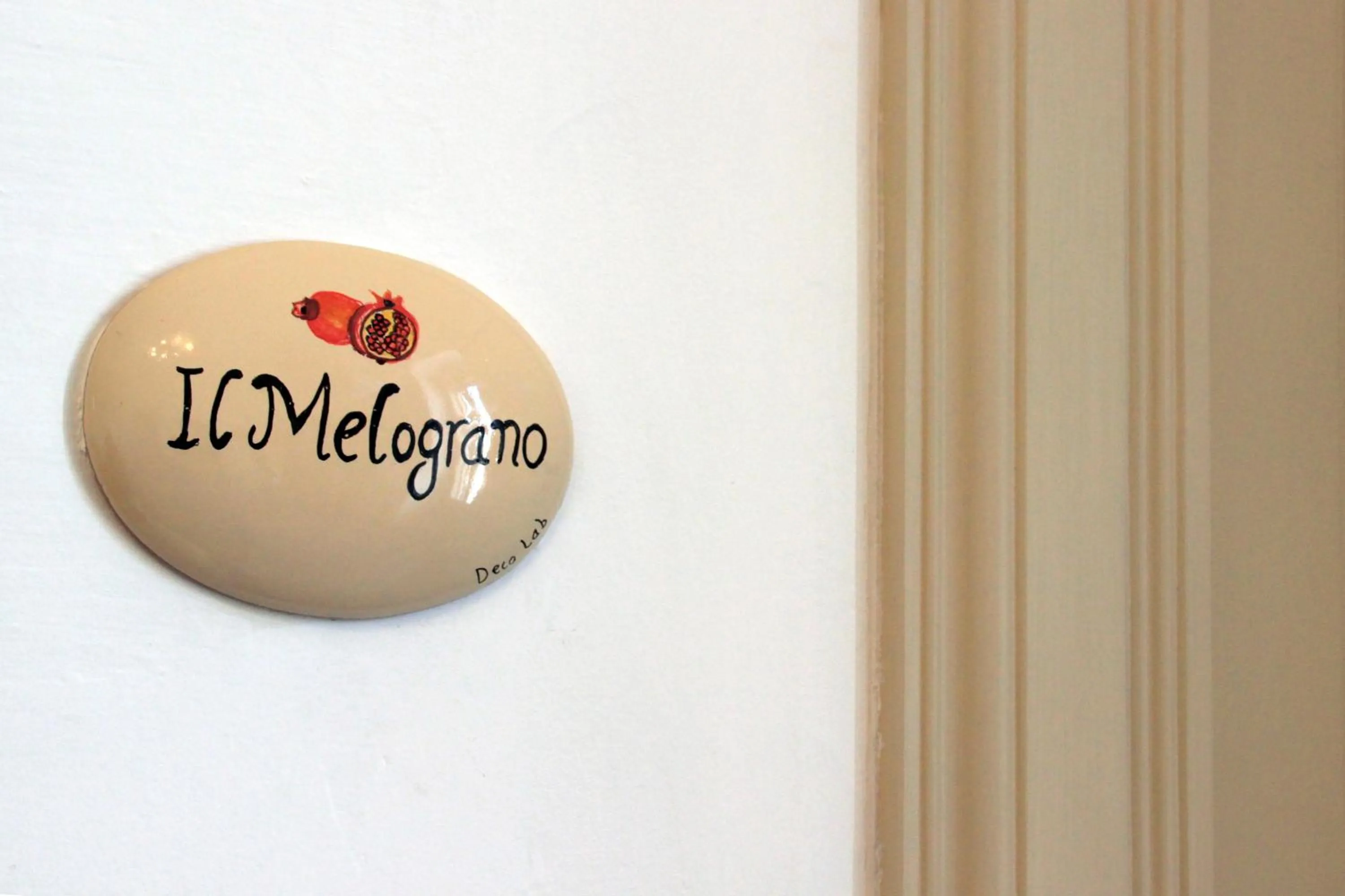 Decorative detail in Masseria Peppeturro