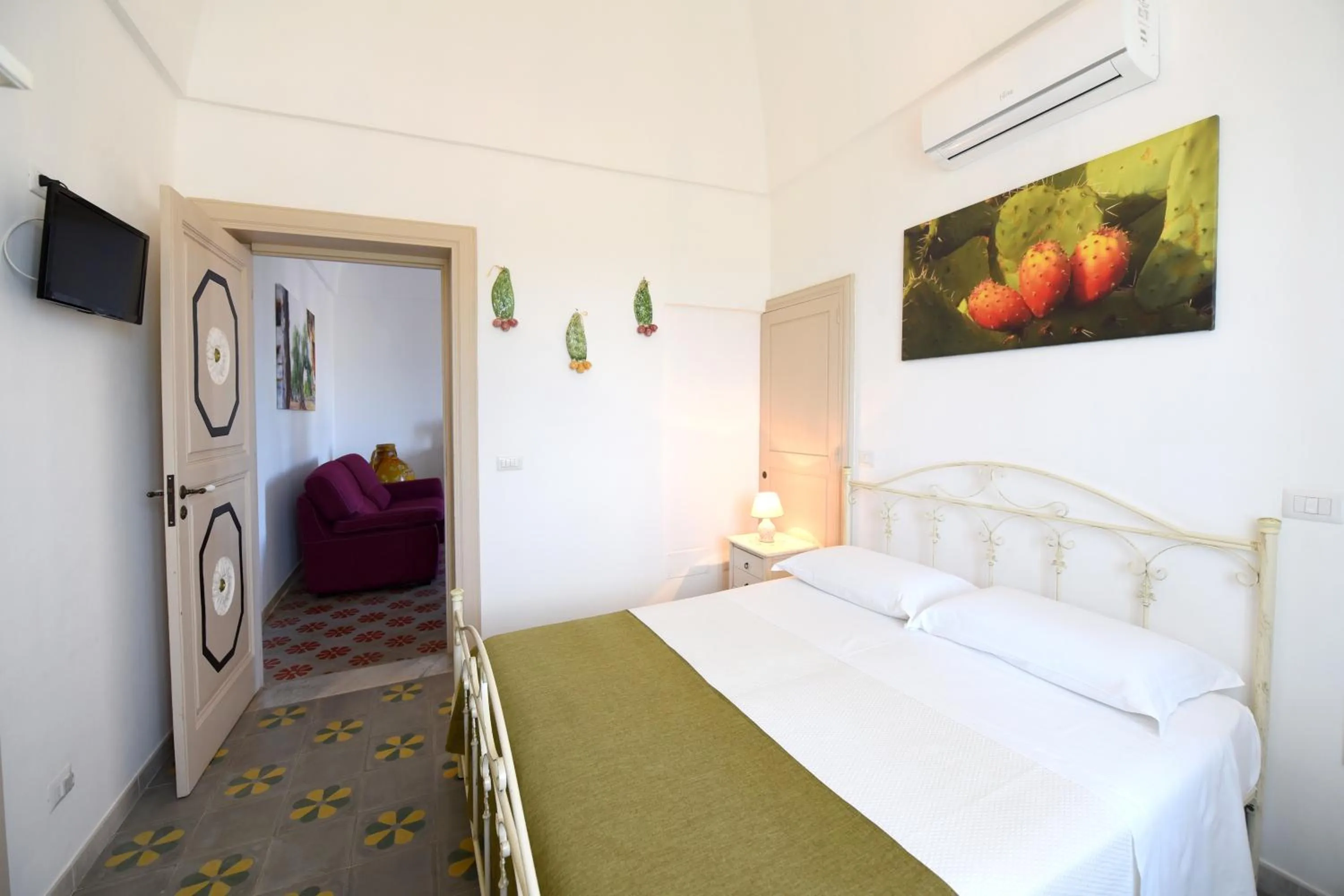 Bed in Masseria Peppeturro