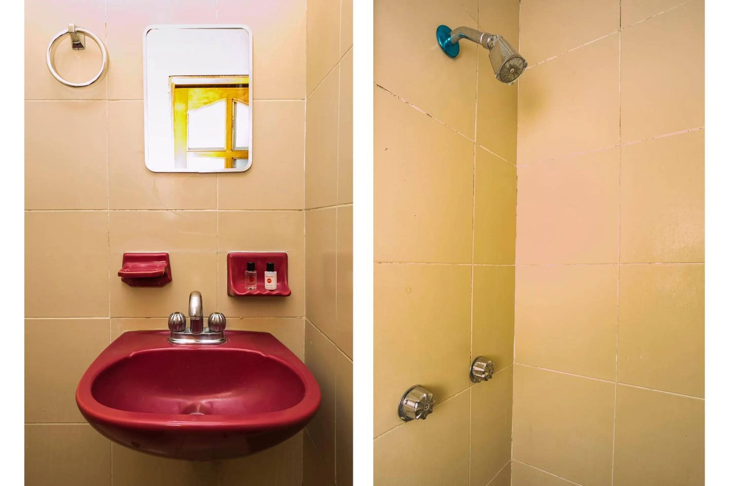 Bathroom in OYO Posada De Los Angeles, Pátzcuaro