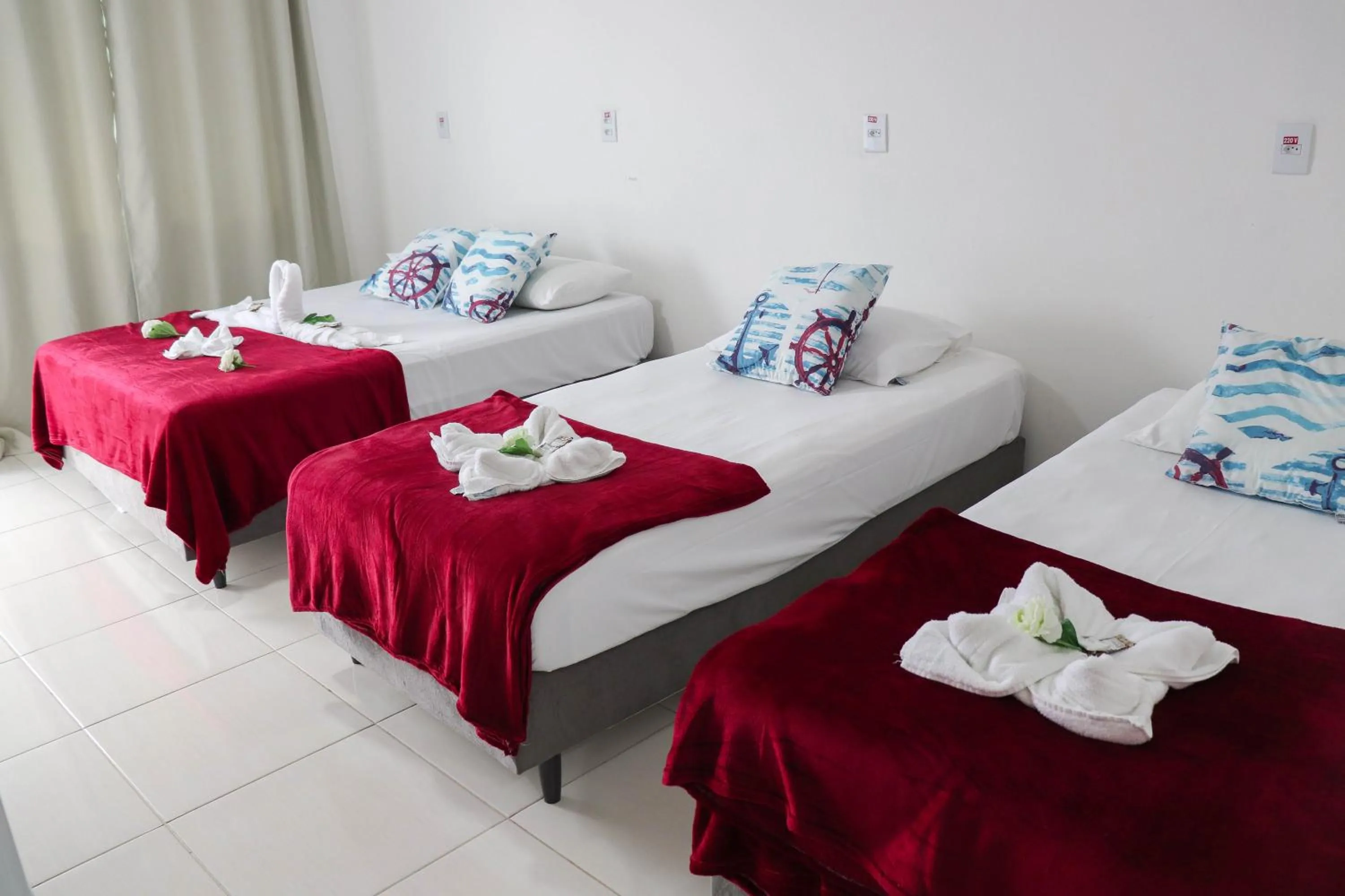 Breakfast, Bed in Pousada Graff