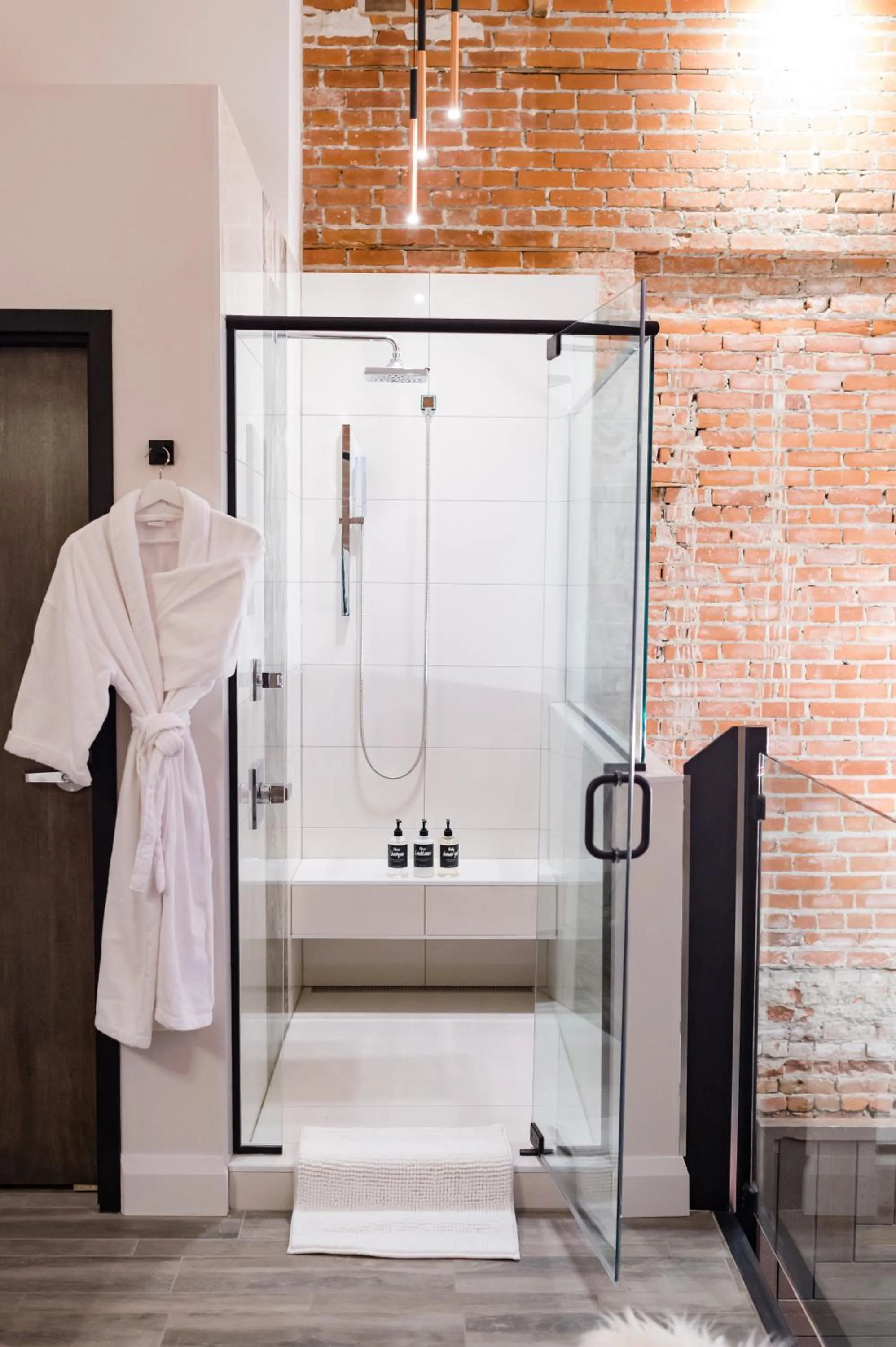 Shower in 48 King West Boutique Hotel