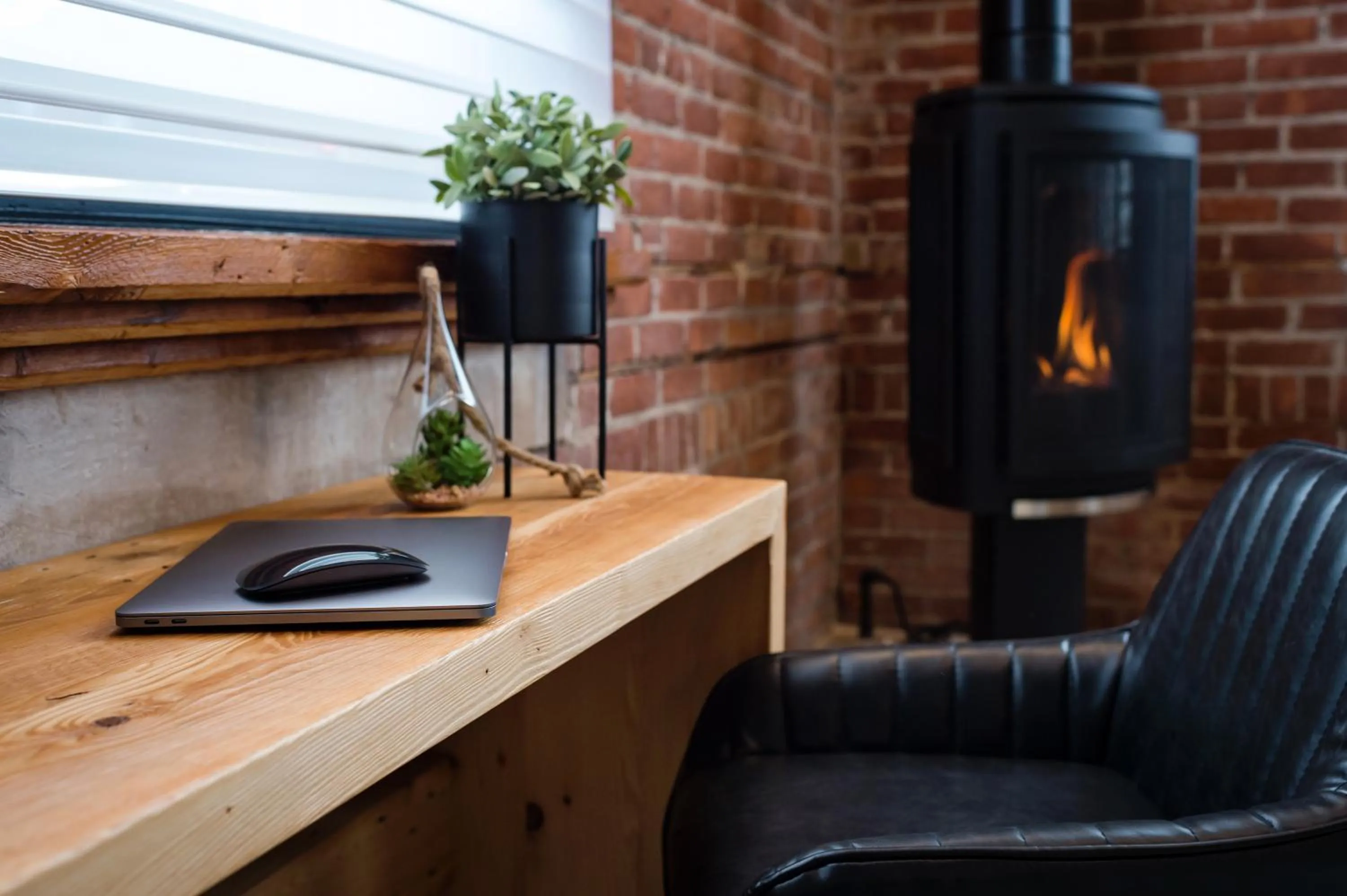 flat iron in 48 King West Boutique Hotel