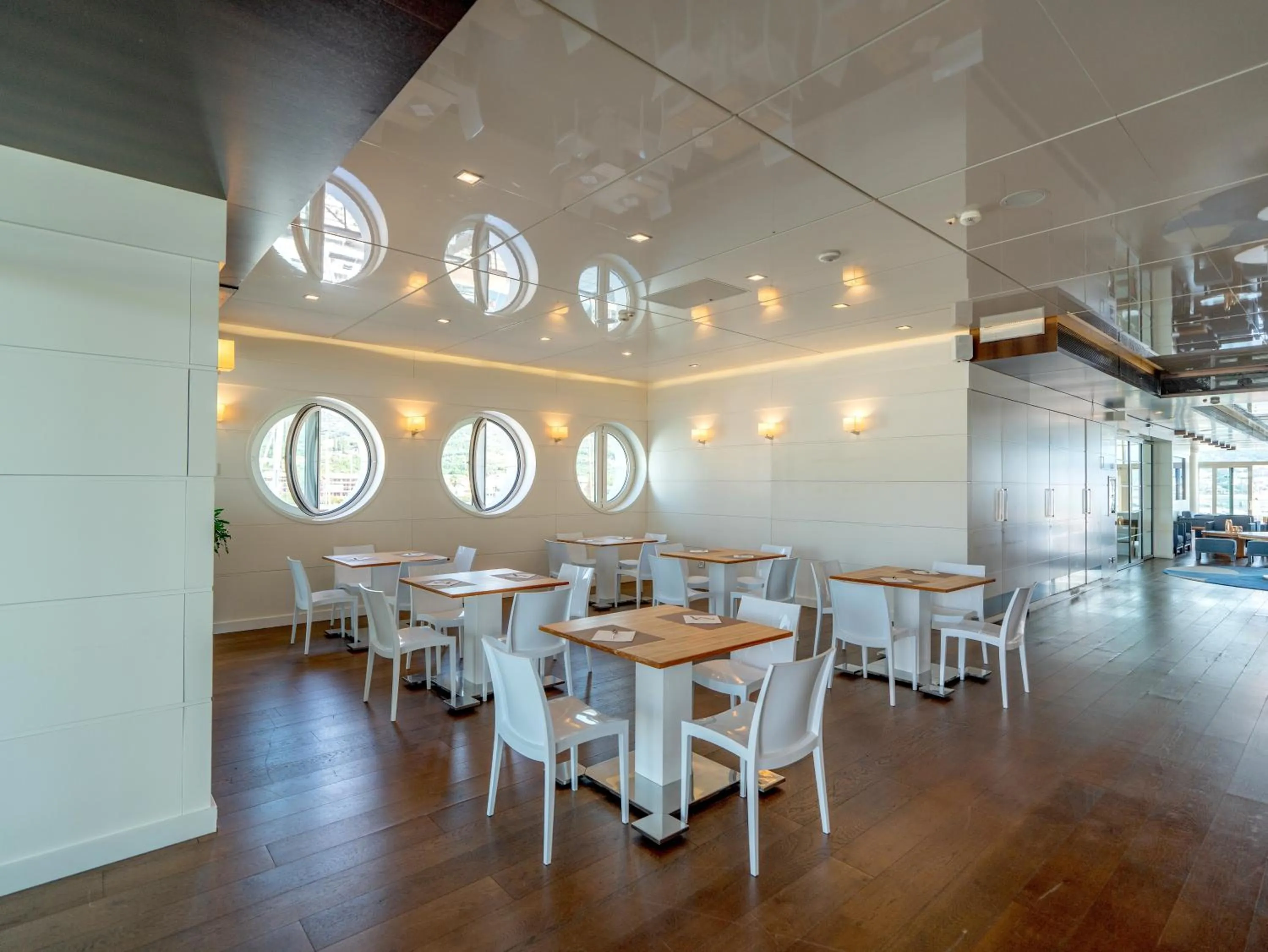 Breakfast in Albergo Yacht Club Marina Di Loano