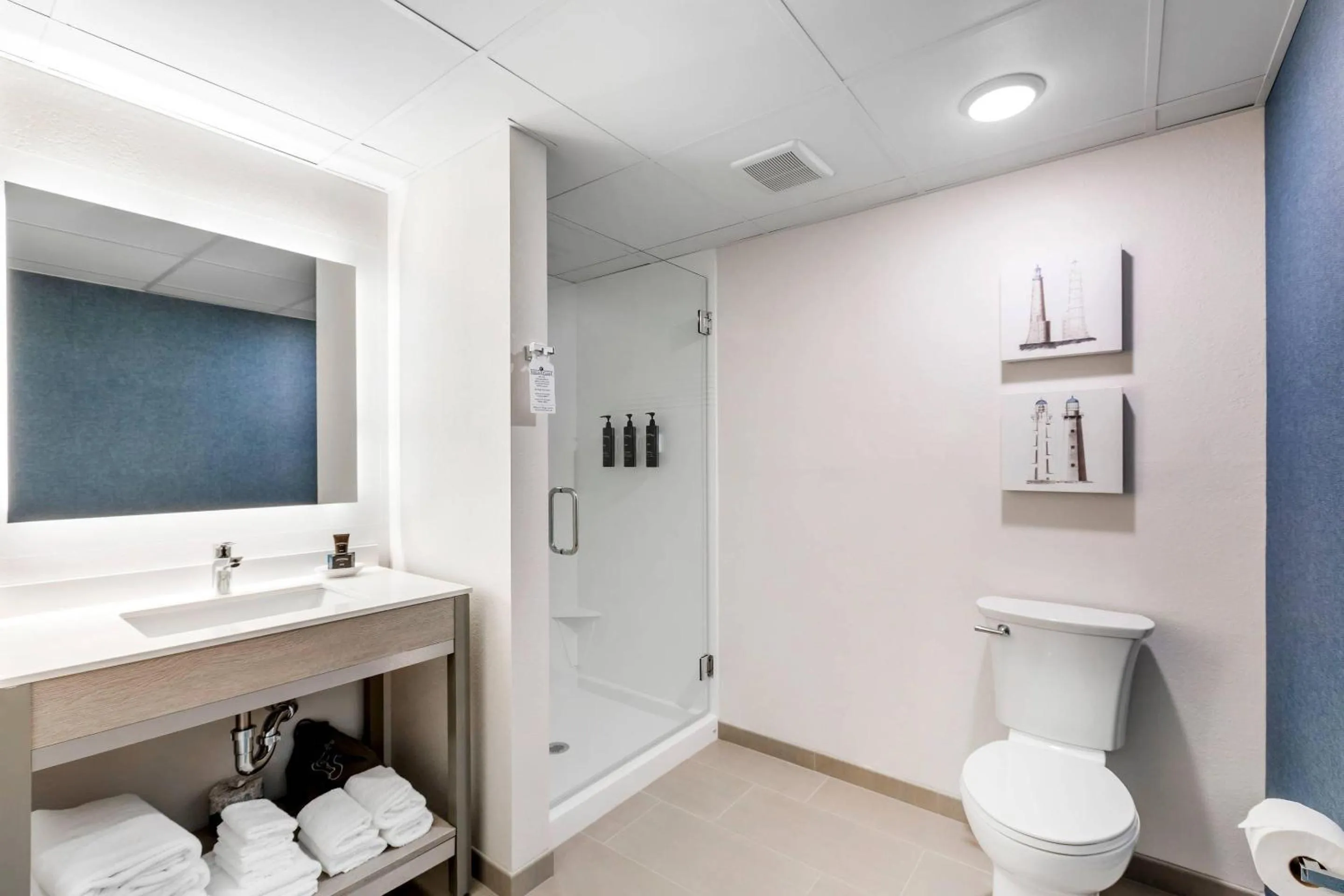 Bedroom in The Harborview on Lake Michigan, Ascend Hotel Collection