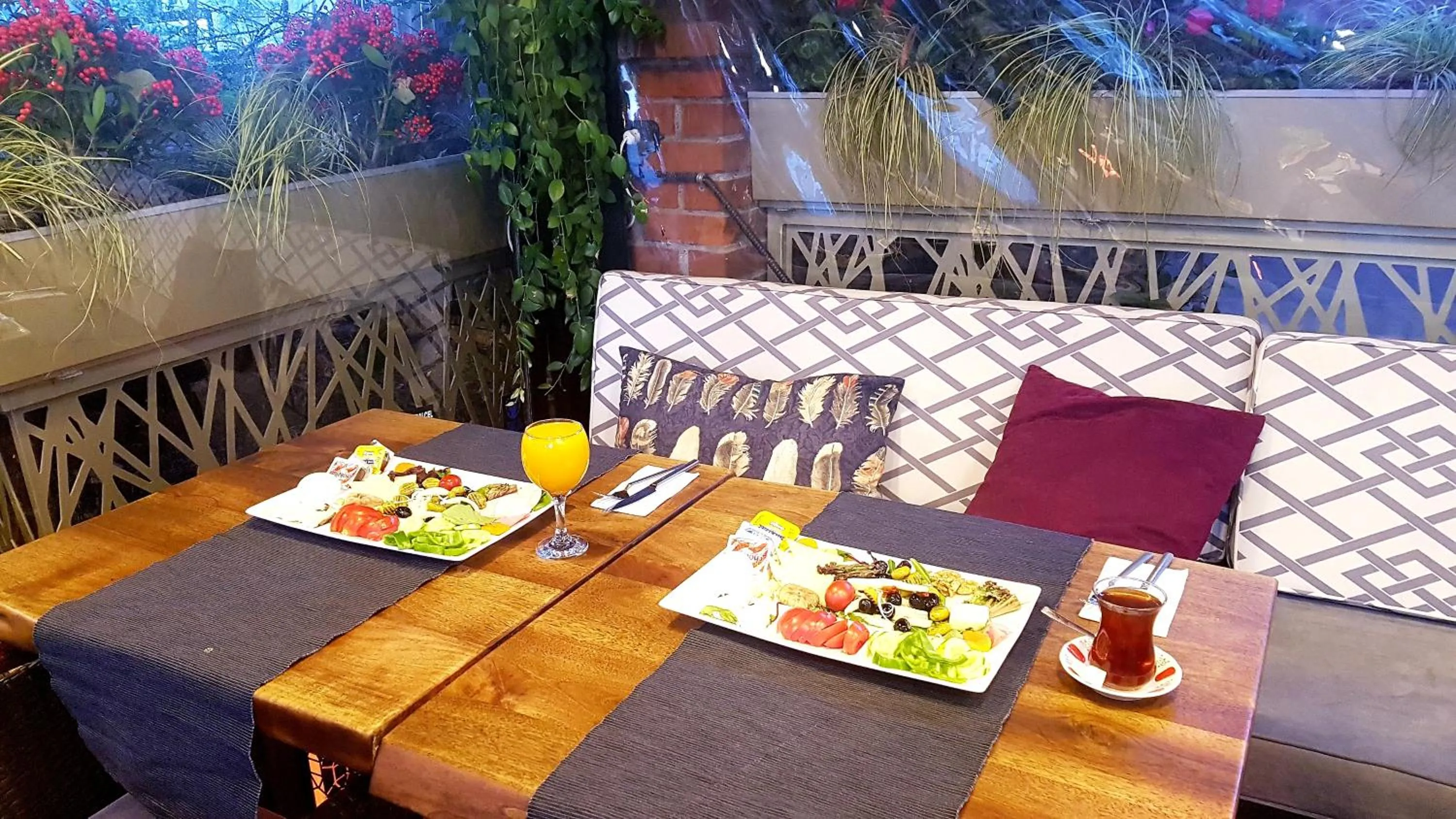 Continental breakfast in Old Port Hotel Suit