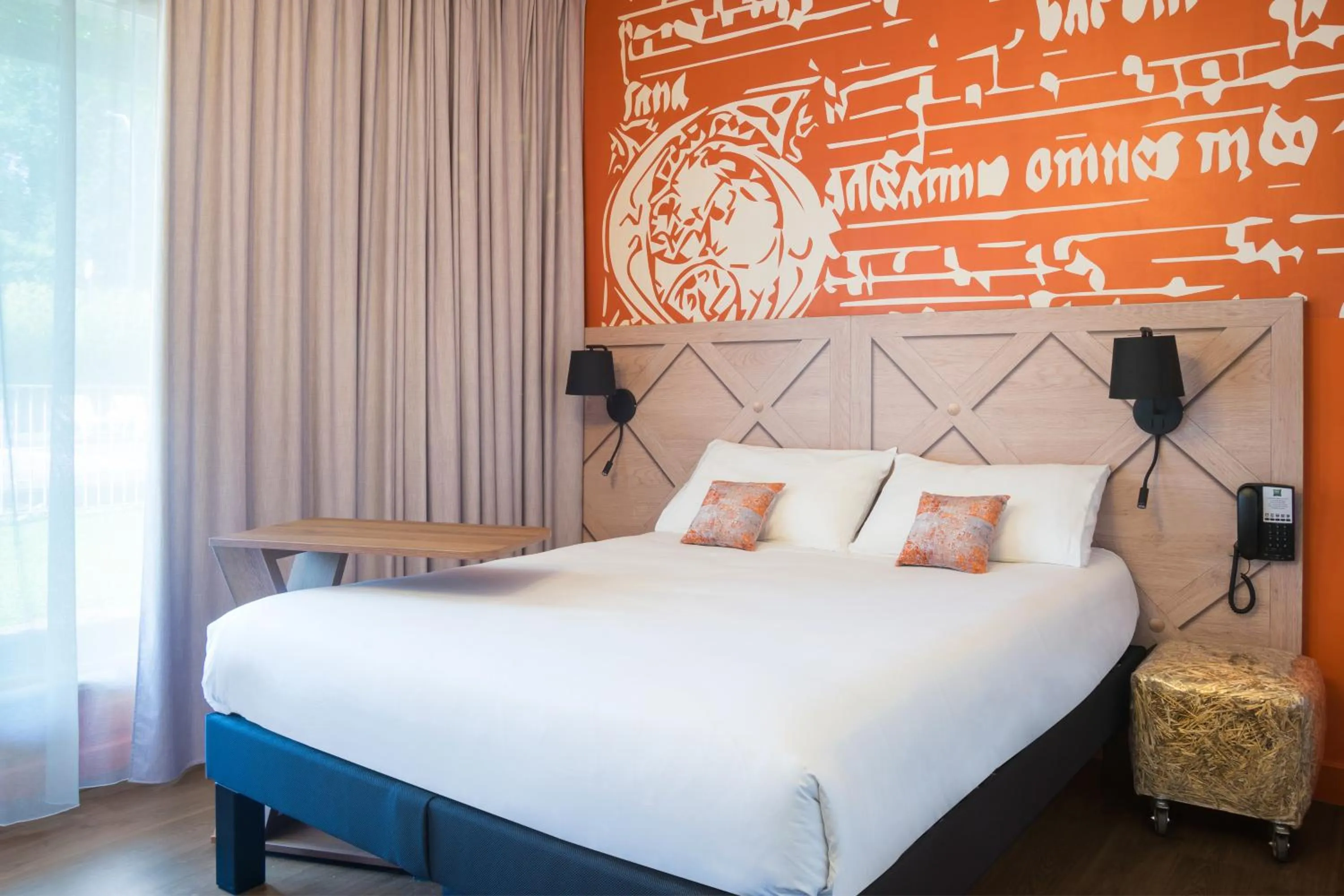 Photo of the whole room, Bed in ibis Styles Carcassonne La Cité