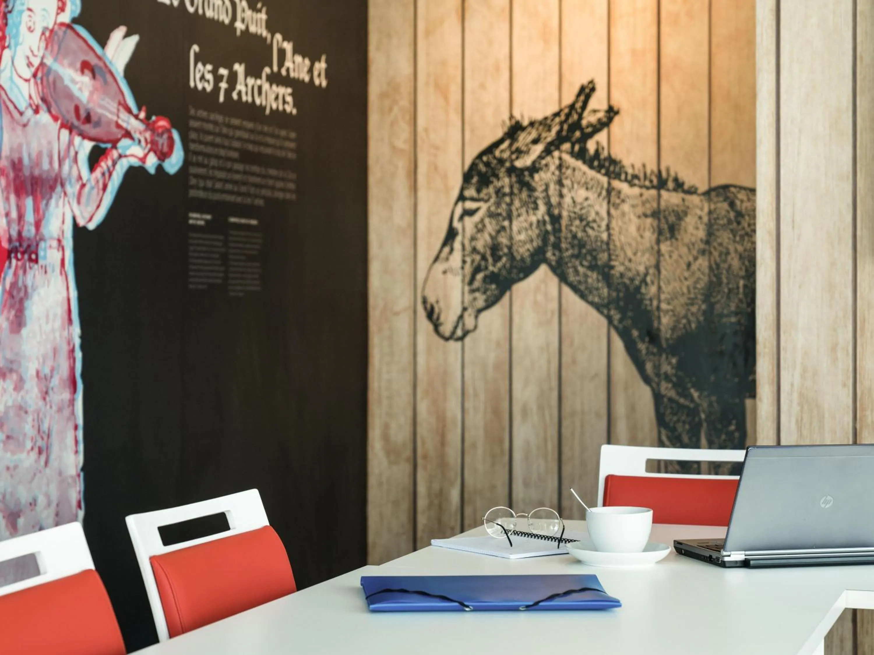 Meeting/conference room in ibis Styles Carcassonne La Cité