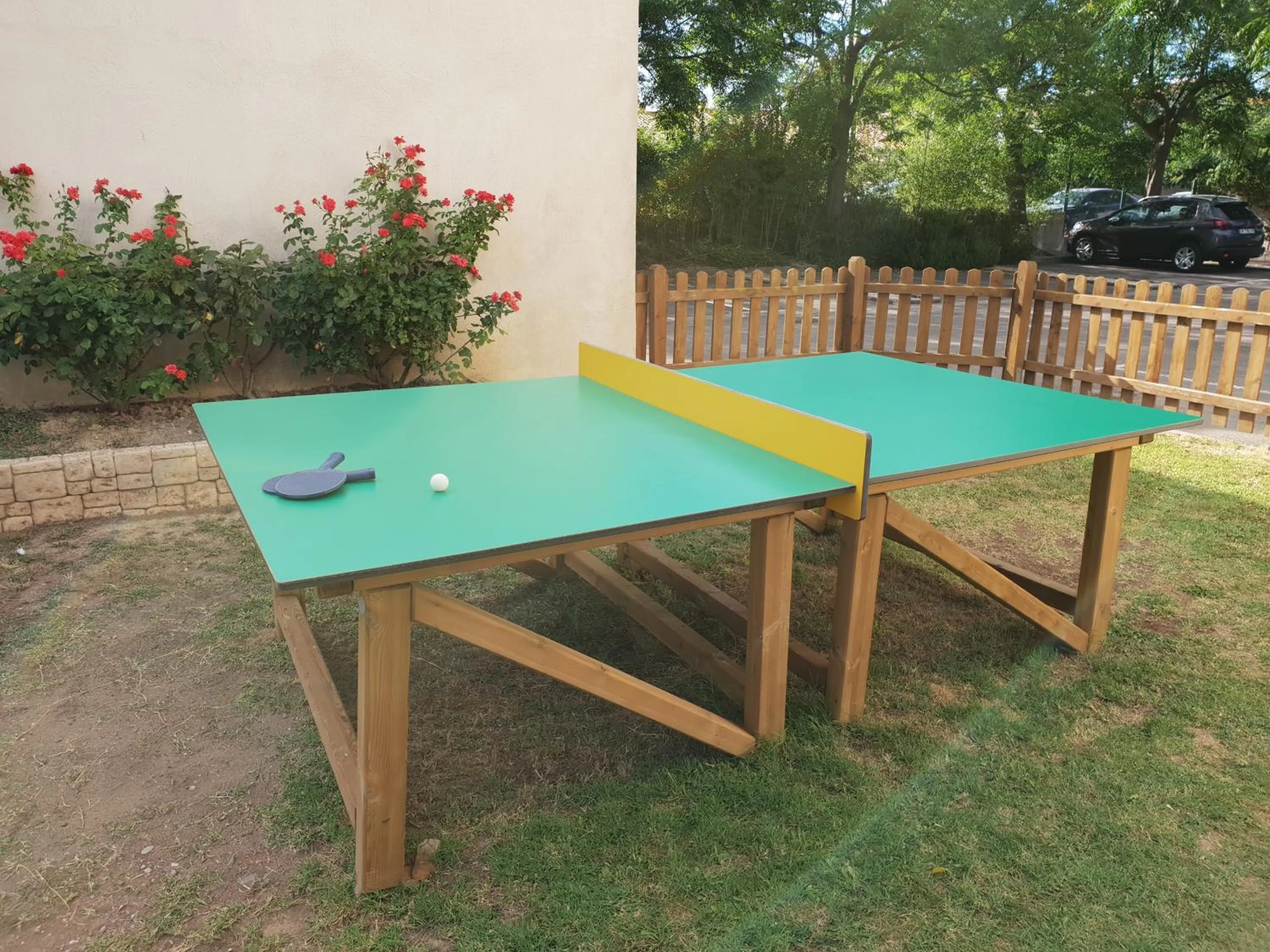 Table tennis in ibis Styles Carcassonne La Cité