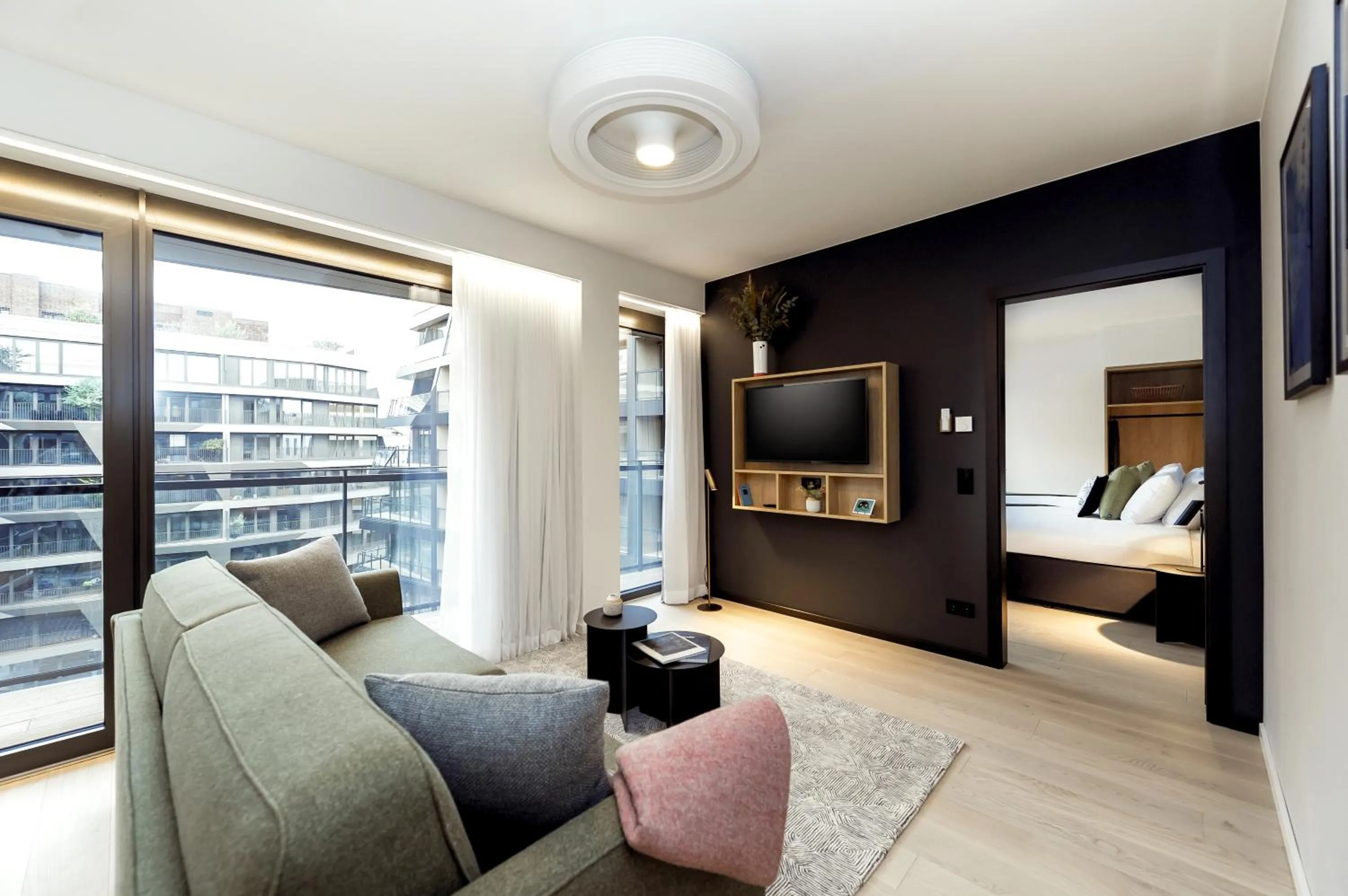 Bedroom in Wilde Aparthotels Berlin, Checkpoint Charlie