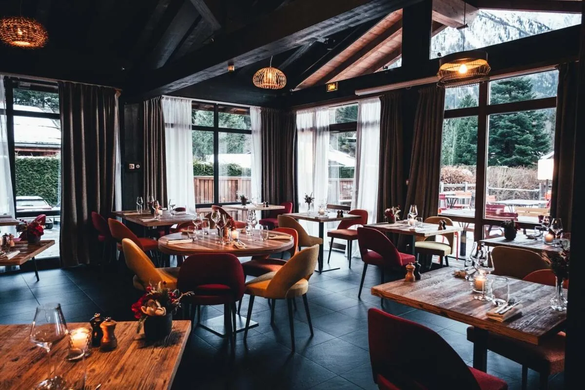 Restaurant/places to eat in Excelsior Chamonix Hôtel & Spa