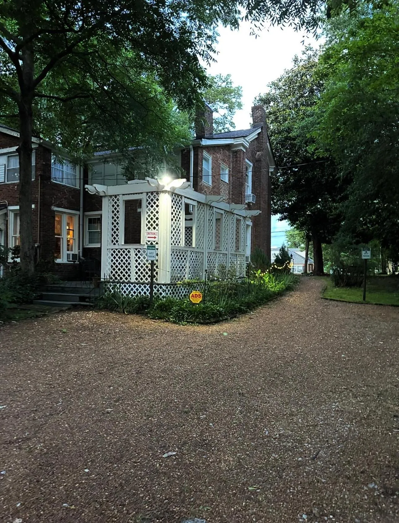 Property building in Belmont Inn